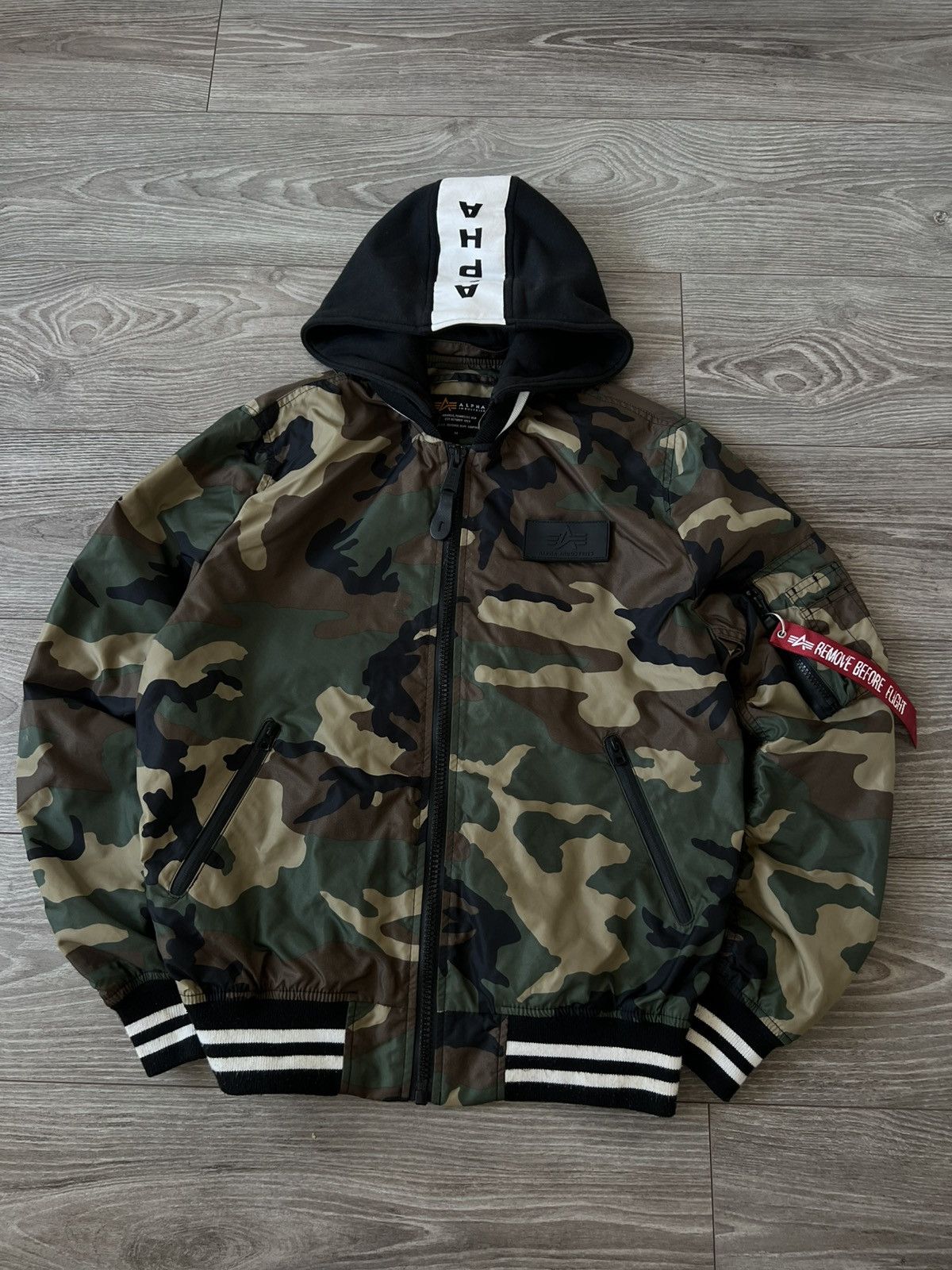 Alpha Industries Alpha Industries Camo Over Logo Printed MA1 Flying Jacket Size US M / EU 48-50 / 2 - 5 Thumbnail