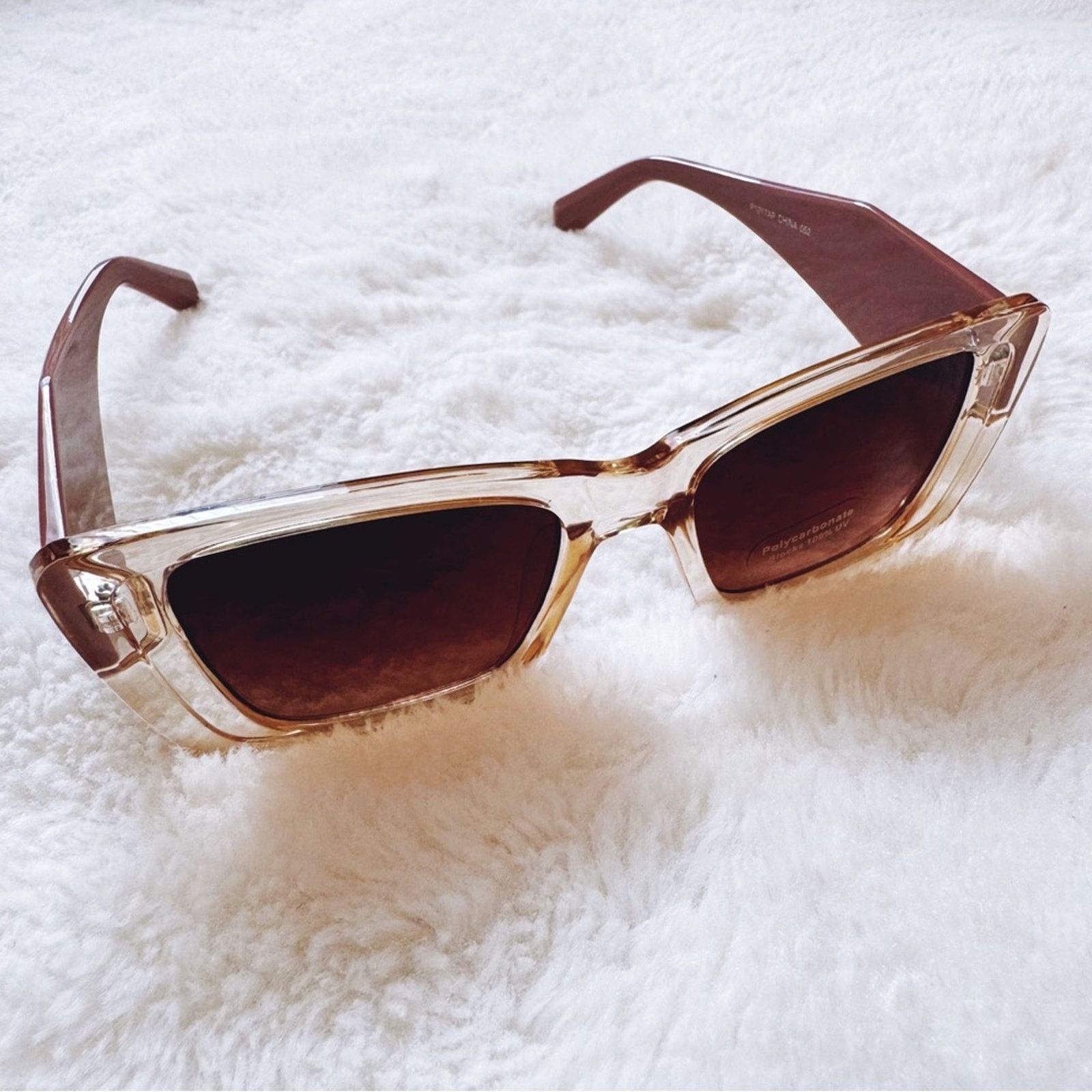 Other Lily Clear Mauve Rectangular Sunglasses Size ONE SIZE - 6 Thumbnail