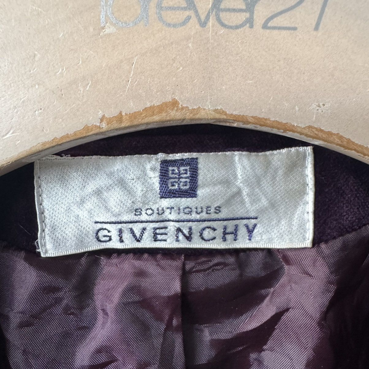 Givenchy 1990 Givenchy Boutiques Velvet Purple Zipper Coat Size S / US 4 / IT 40 - 6 Thumbnail