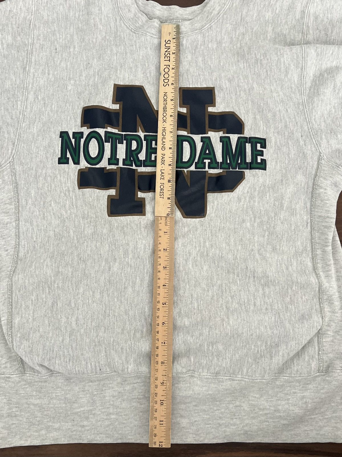Champion Vtg 90s Notre Dame Champion Reverse Weave Crewneck Size US L / EU 52-54 / 3 - 11 Thumbnail