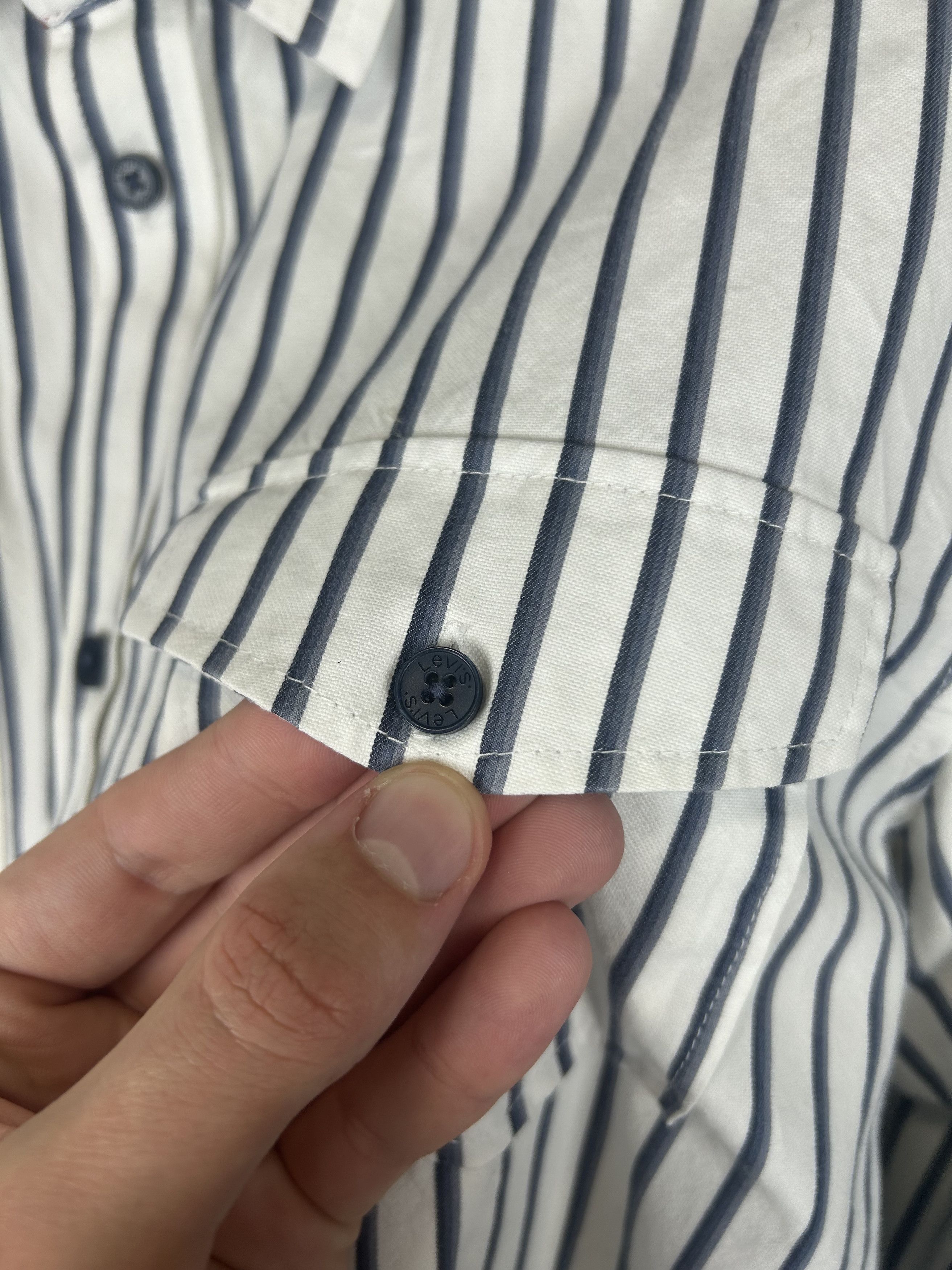 Levi's RARE Vintage Levi's Striped Shirt White Oldmoney Men's L Size US L / EU 52-54 / 3 - 7 Thumbnail