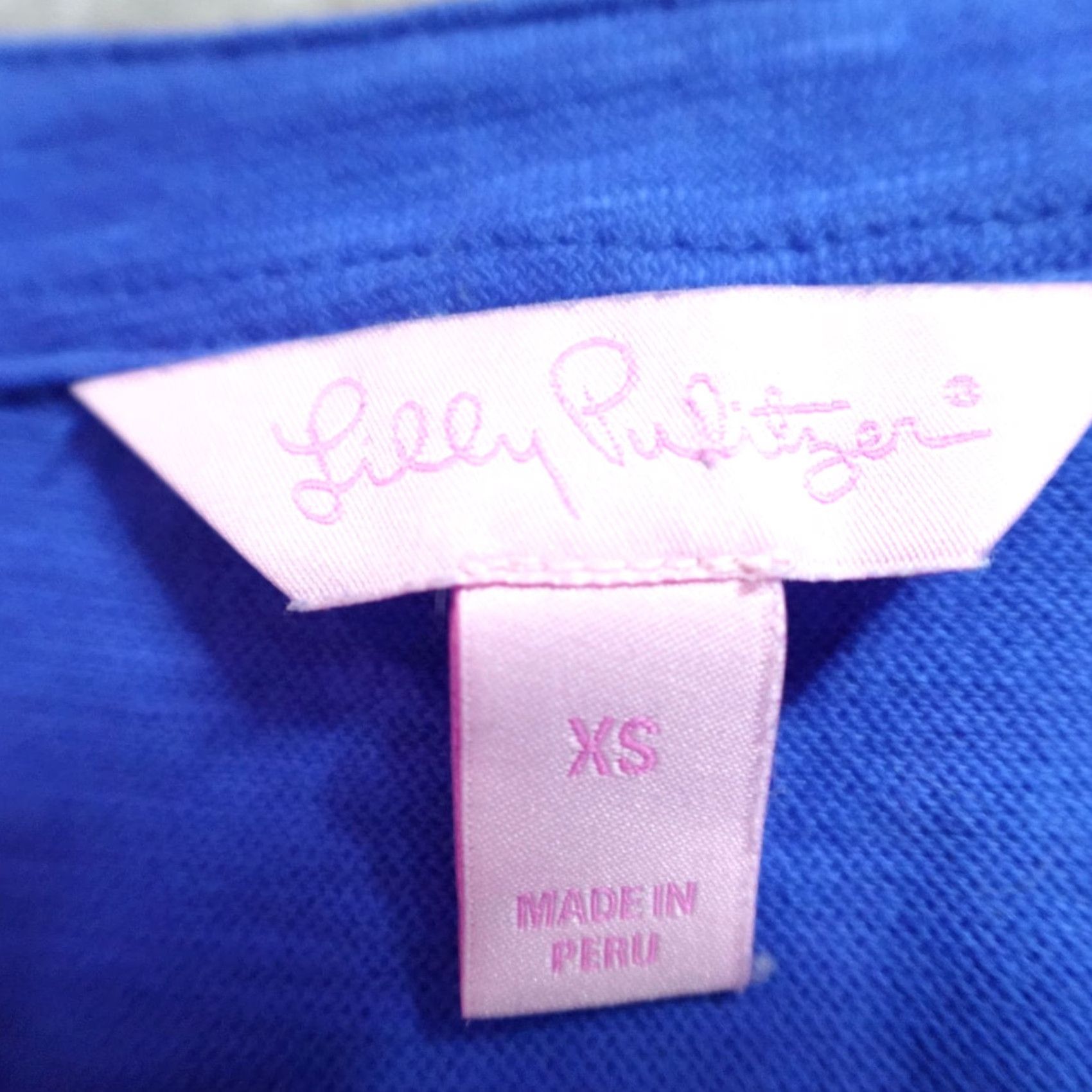 Lilly Pulitzer Lilly Pulitzer Shirt XS Blue V-Neck Top Tunic Blouse Womens XS V-Neck Buttonless? Size XS / US 0-2 / IT 36-38 - 3 Thumbnail