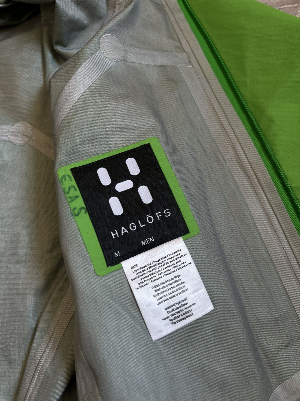 Haglofs HAGLOFS Lightweight Windbreaker Jacket Men Gore Tex Size M Size US M / EU 48-50 / 2 - 25 Thumbnail