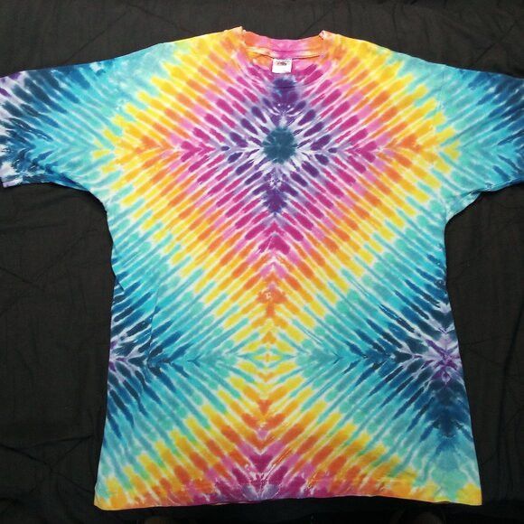Fruit Of The Loom × Vintage Vintage 90s Diamond Rainbow Tie Dye T-Shirt Size US XL / EU 56 / 4 - 2 Thumbnail