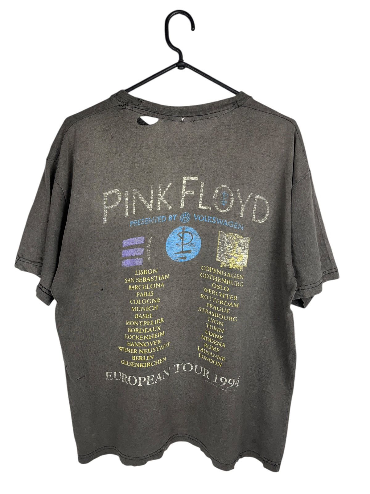 Pink Floyd Vintage 1994 Pink Floyd The Division Bell Distressed T-shirt Size US L / EU 52-54 / 3 - 4 Thumbnail