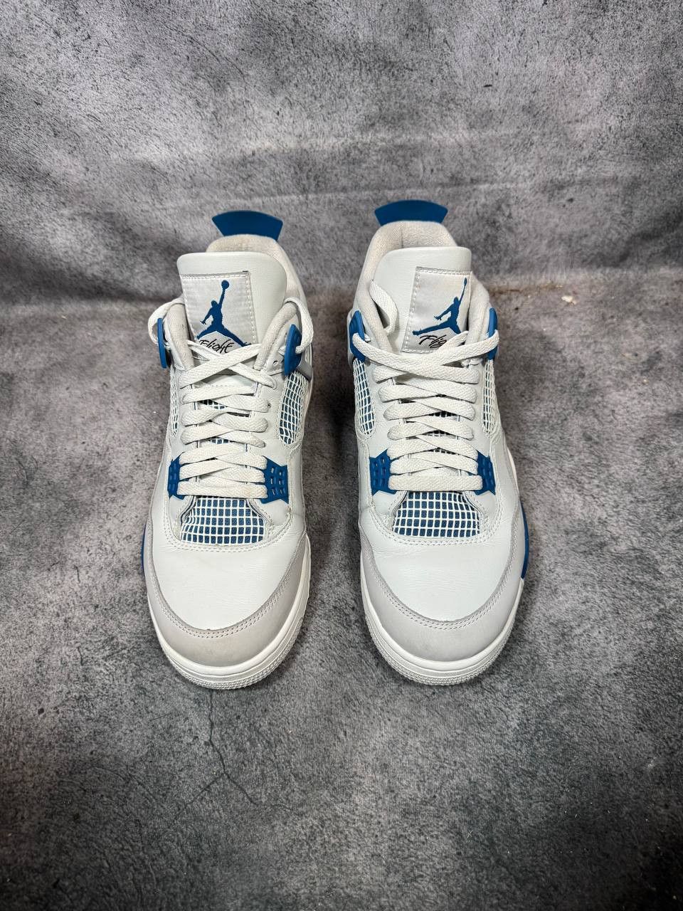 Jordan Brand Size 10 | Jordan 4 Military Blue No Box | Pre-Owned Size US 10 / EU 43 - 2 Thumbnail