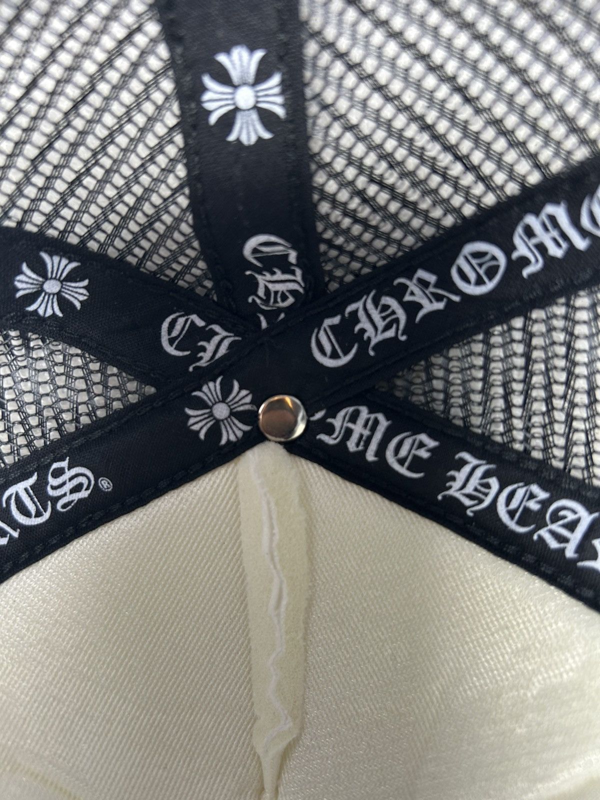 Chrome Hearts Chrome Hearts cemetery trucker hat white/black/camo Size ONE SIZE - 5 Thumbnail