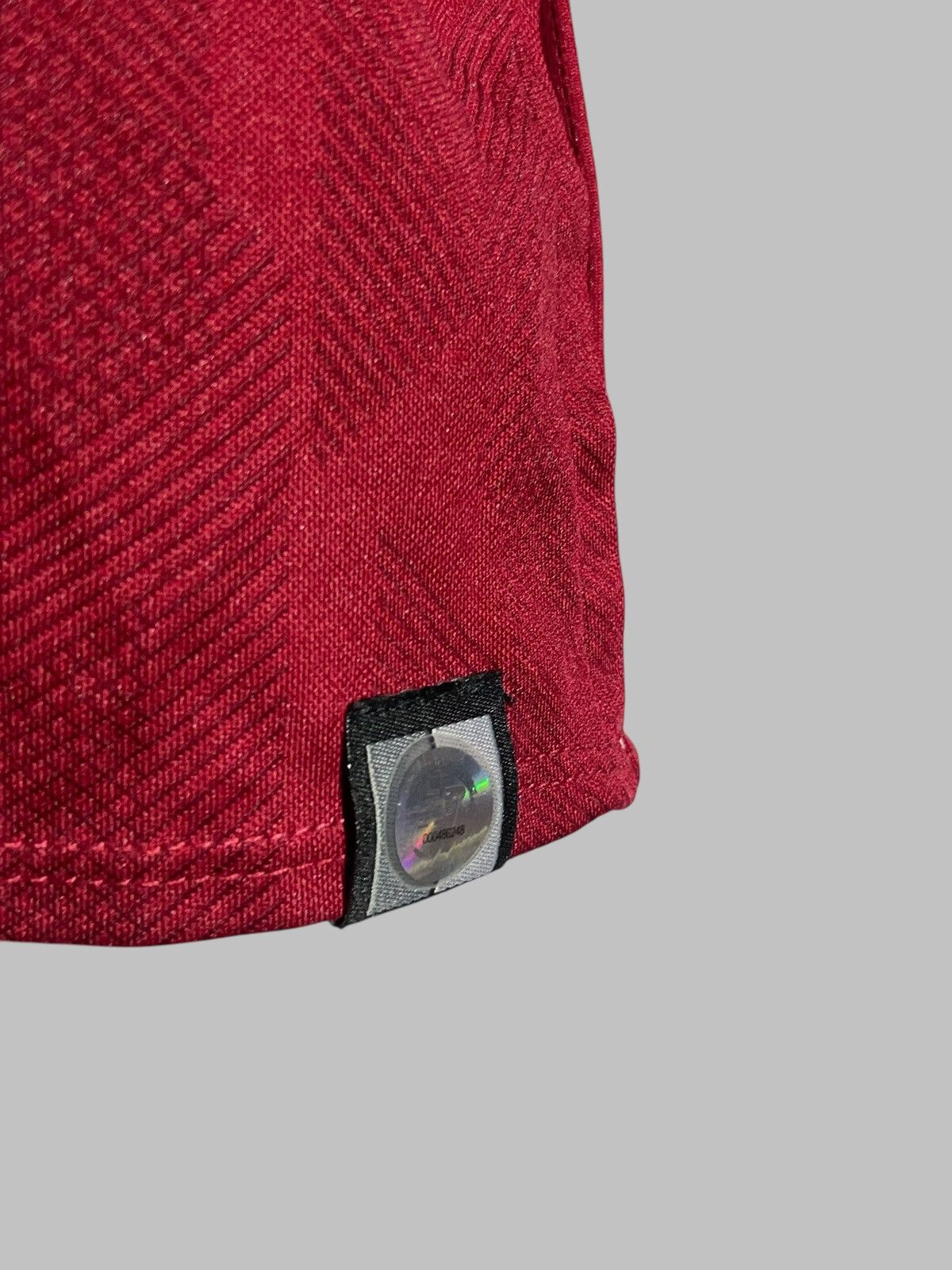 New Balance #11 Salah Liverpool New Balance 2018/19 Home Football Shirt Size US XL / EU 56 / 4 - 11 Thumbnail