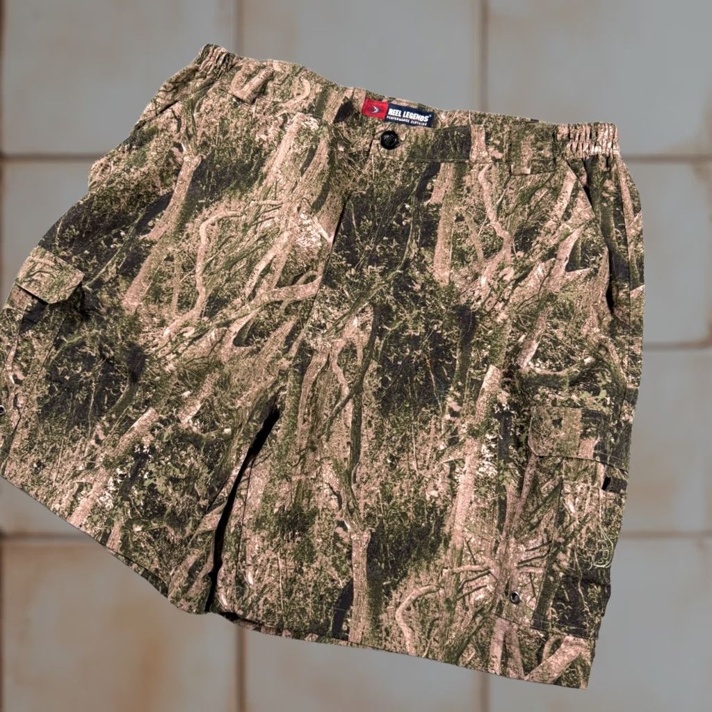 Vintage Mens XL Camouflage Cargo Shorts Performance Fishing Ripstop Elastic Waist Size US 36 / EU 52 - 1 Thumbnail