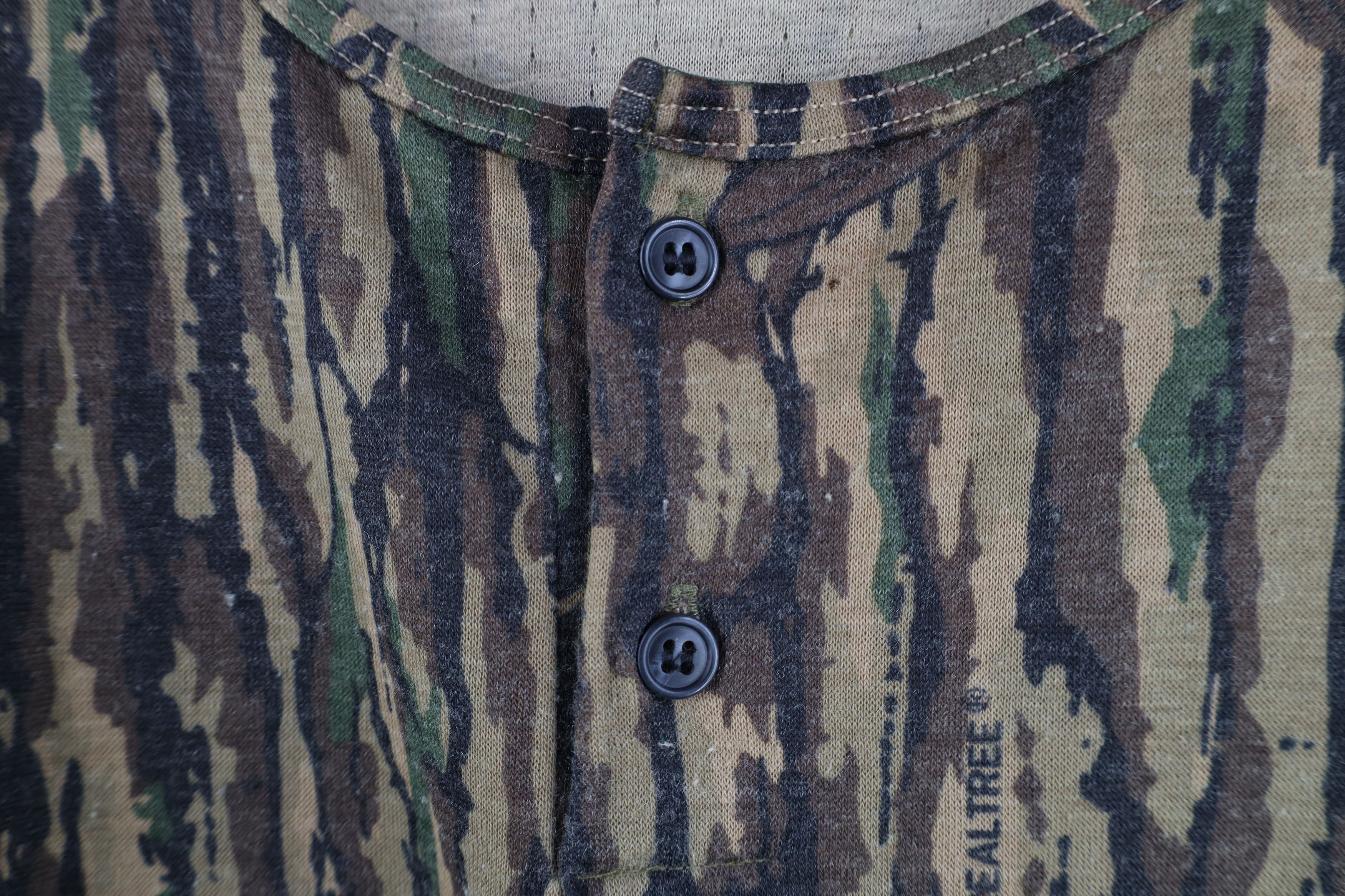 Vintage Vintage 90s Streetwear Knit Camouflage Henley T-Shirt US Size US XXL / EU 58 / 5 - 6 Thumbnail