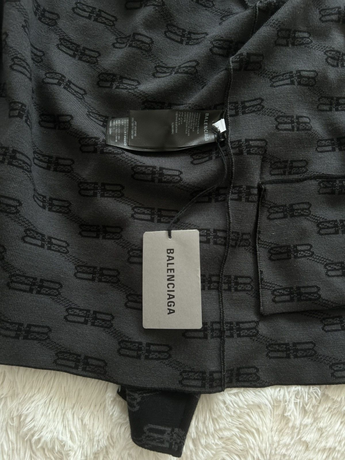 Balenciaga Balenciaga Monogram Cardigan Size US S / EU 44-46 / 1 - 3 Thumbnail