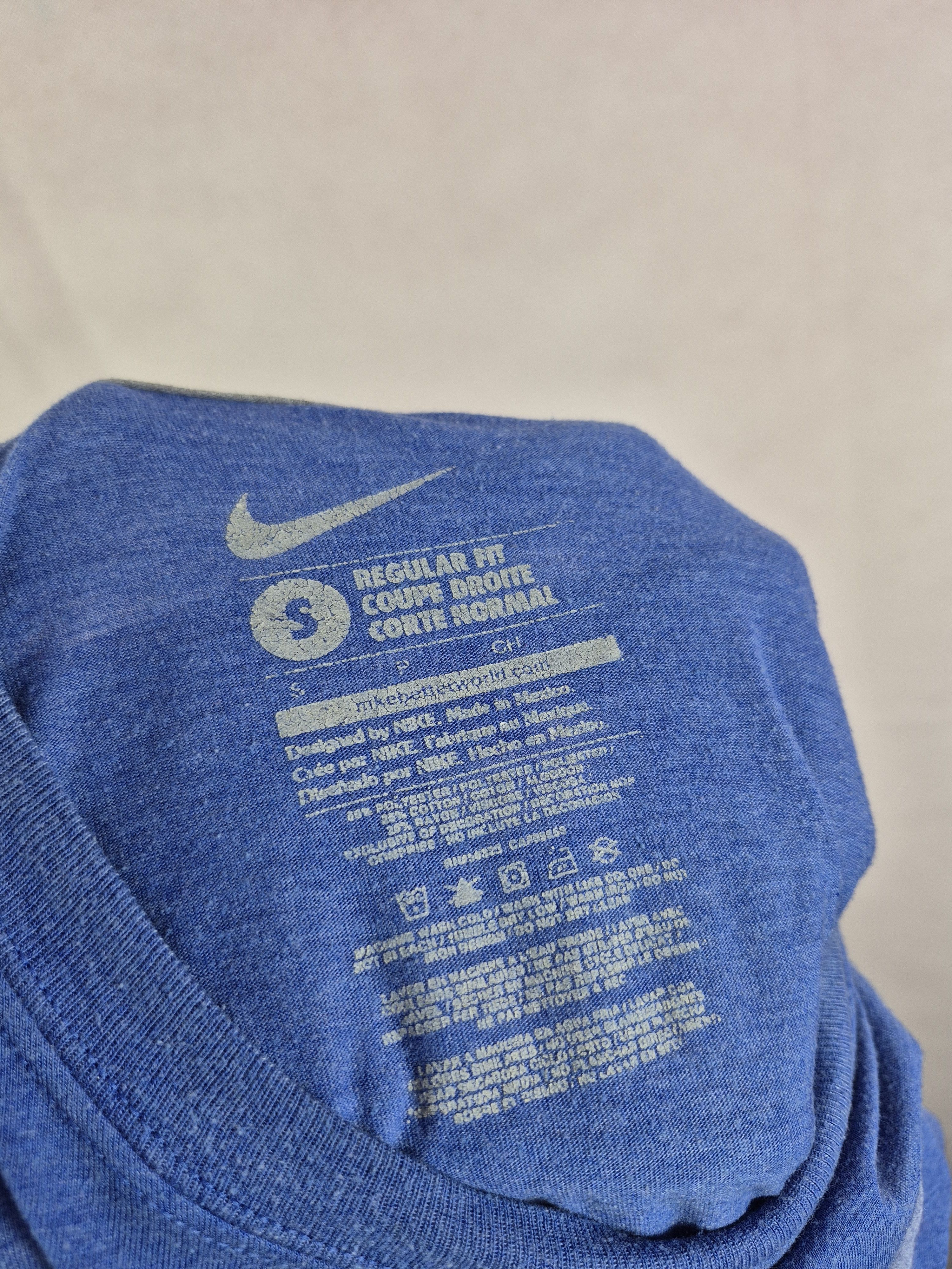 Nike 🔥 Nike Regular Fit Big Logo Tee Size US S / EU 44-46 / 1 - 6 Thumbnail