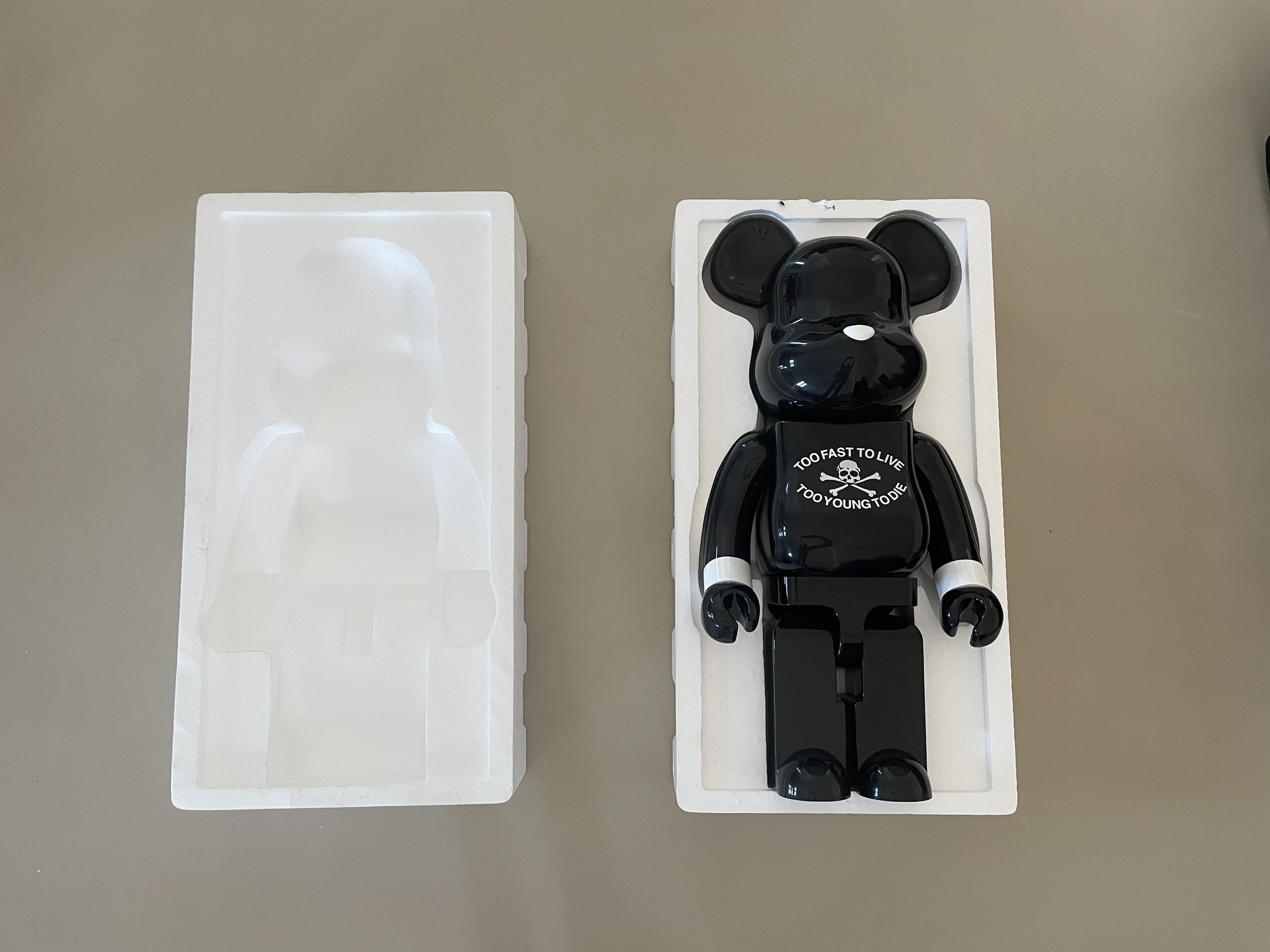 Medicom Toy Bearbrick 1000% Mastermind Japan Size ONE SIZE - 7 Thumbnail