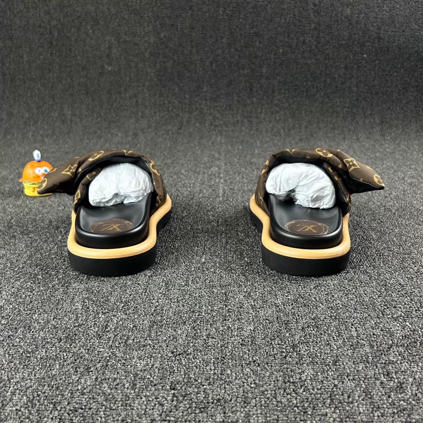 Louis Vuitton Louis Vuitton Monogram Slippers Size 39 Size US 8.5 / IT 38.5 - 5 Thumbnail