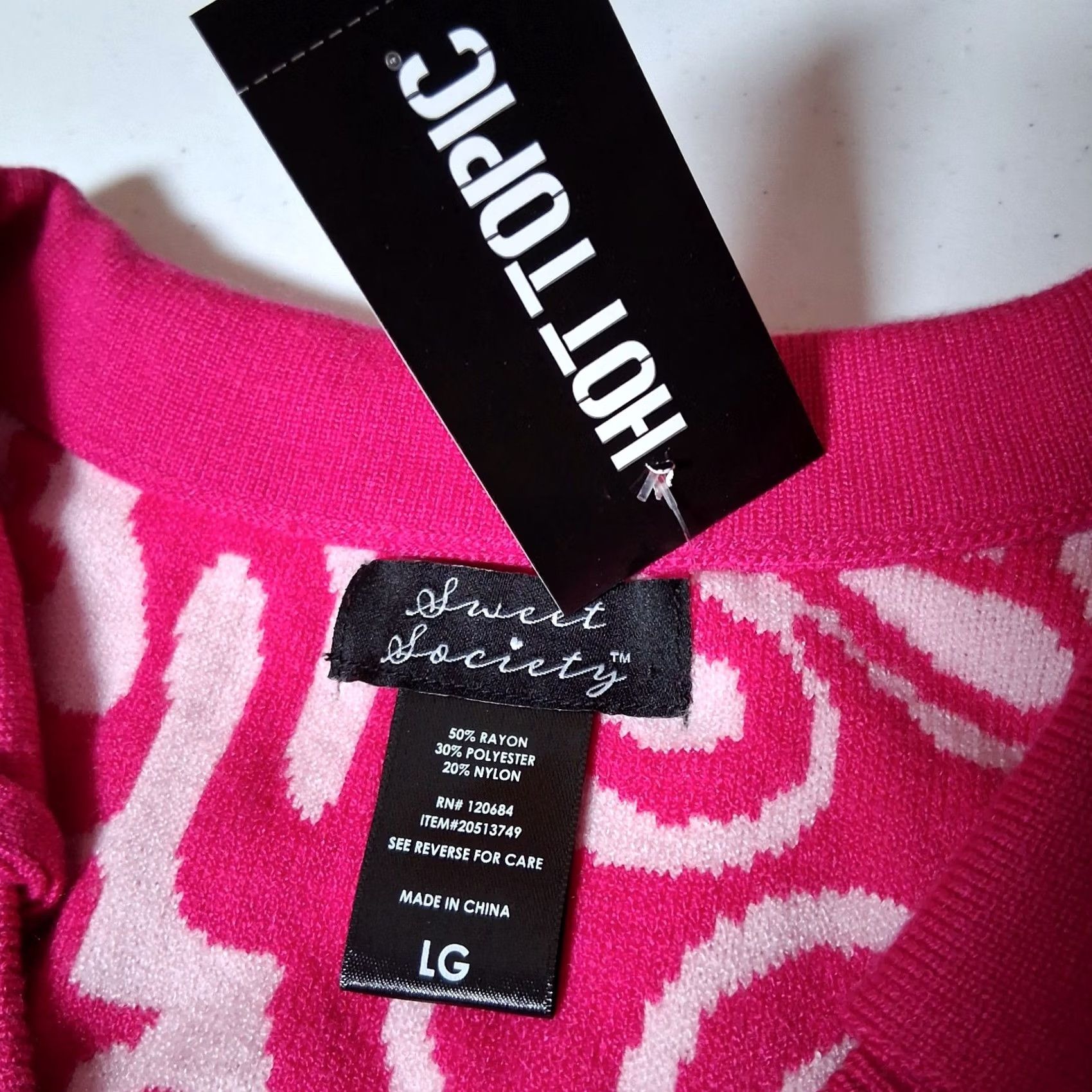 Hot Topic VINTAGE Hot Topic Sweater Vest Womens L Pink Retro Y2K Artsy Fun Academia Twee Vest Size L / US 10 / IT 46 - 7 Thumbnail