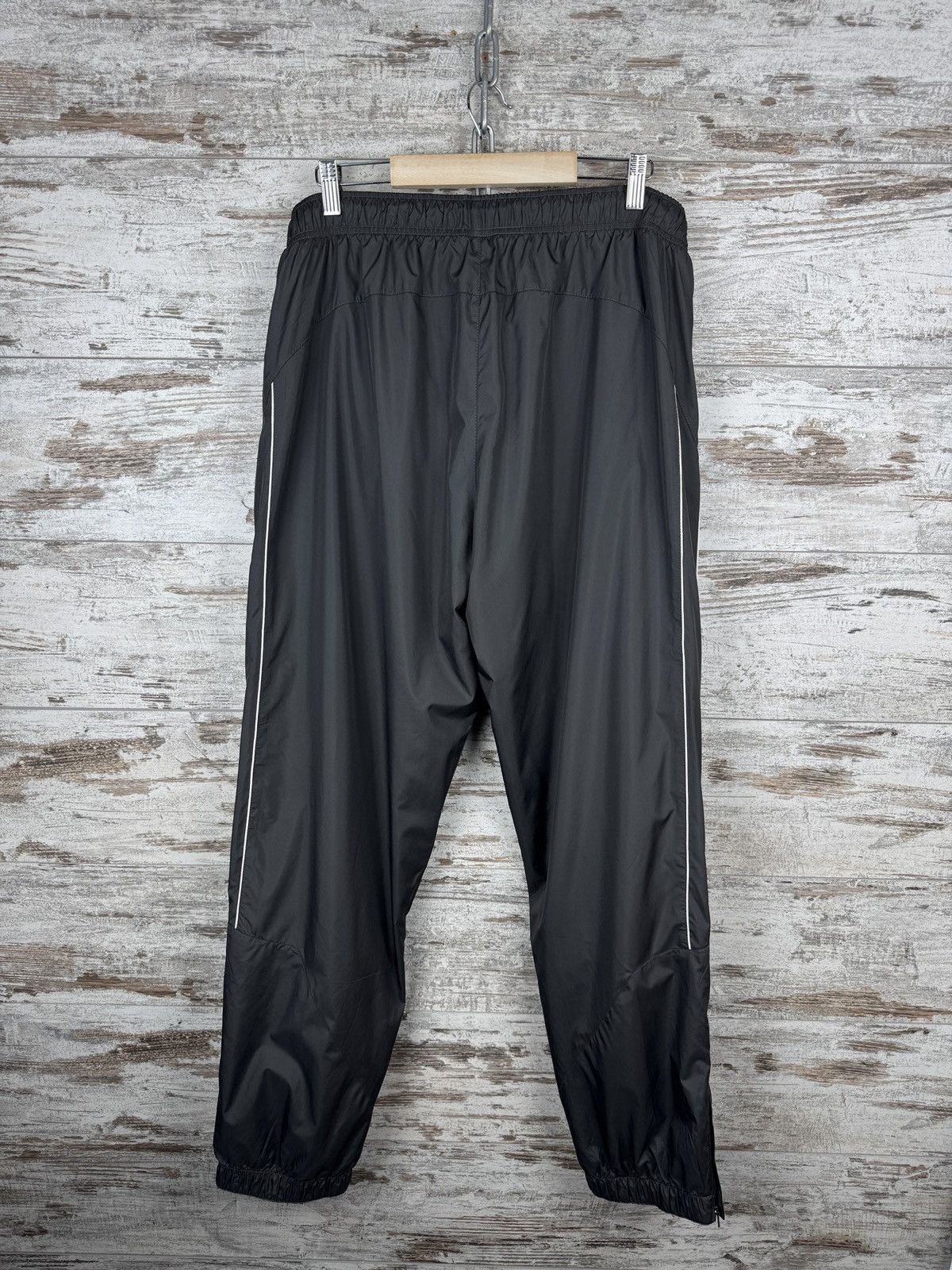 Nike Mens Vintage Nike swoosh nylon sweatpants y2k pants drill Size US 34 / EU 50 - 6 Thumbnail