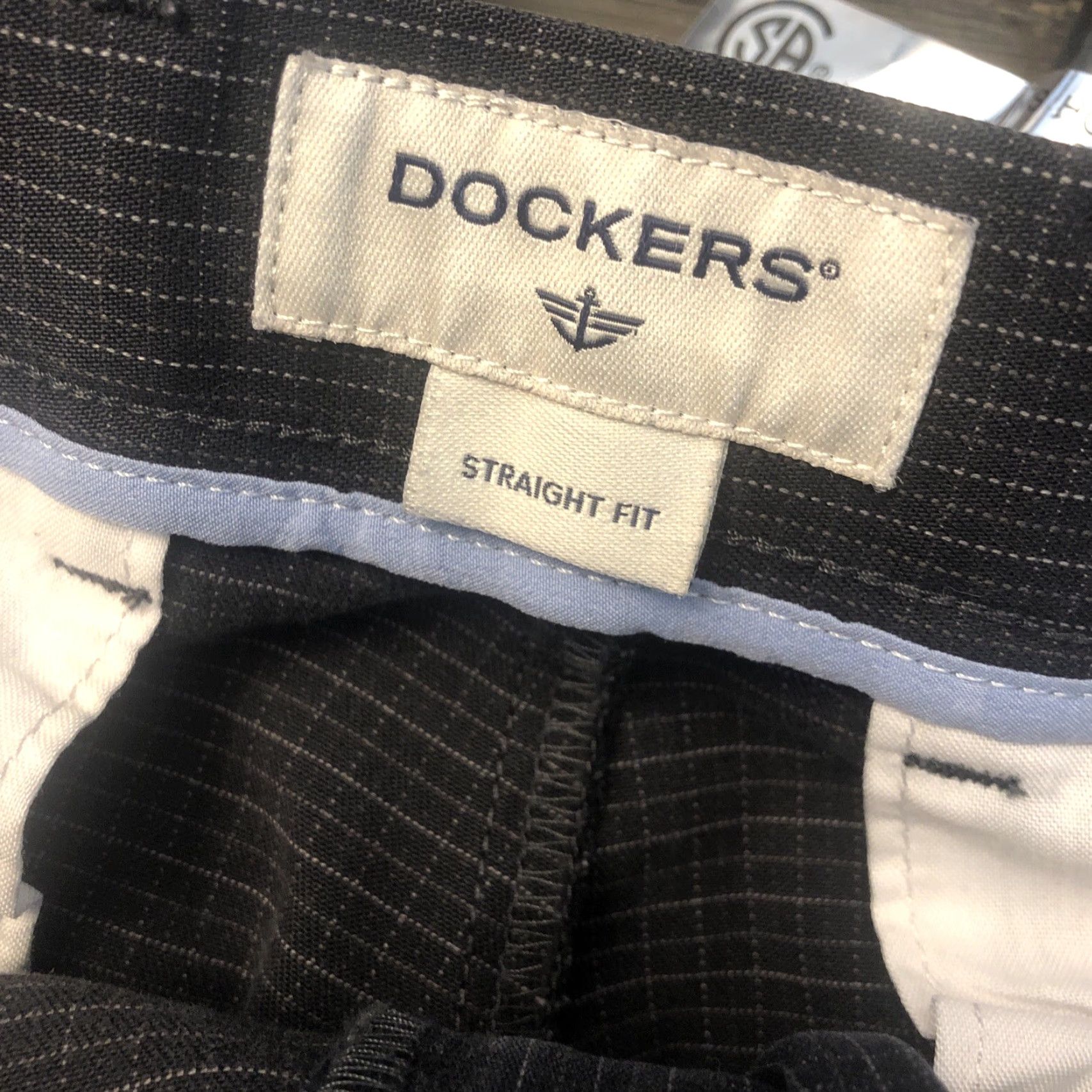 Dockers Dockers Pants Mens 33x32 gray plaid golf preppy checkered summer Size US 33 - 5 Thumbnail