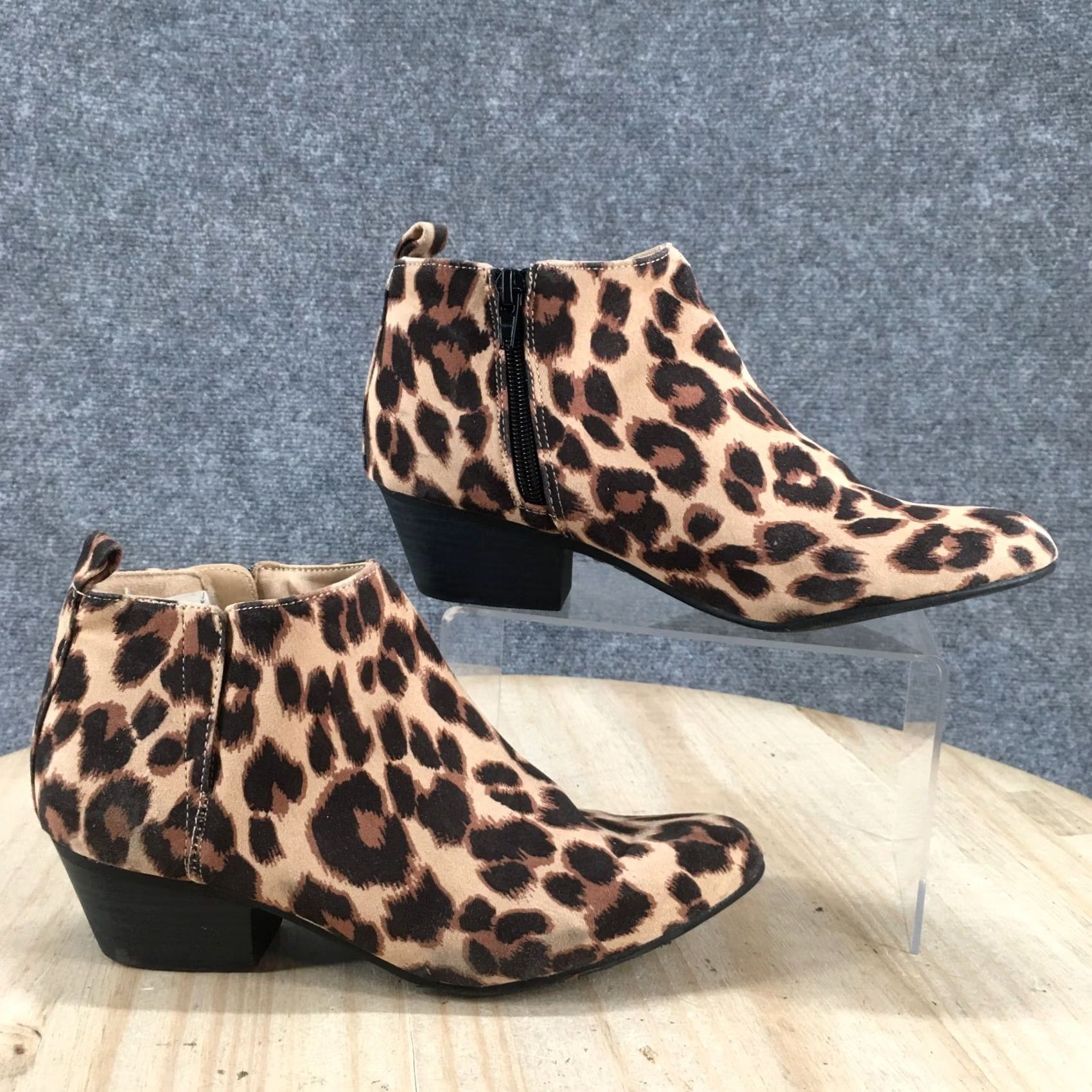 Old Navy Old Navy Boots Womens 7 Casual Ankle Booties Brown Animal Print Zipper Size US 7 / IT 37 - 2 Thumbnail