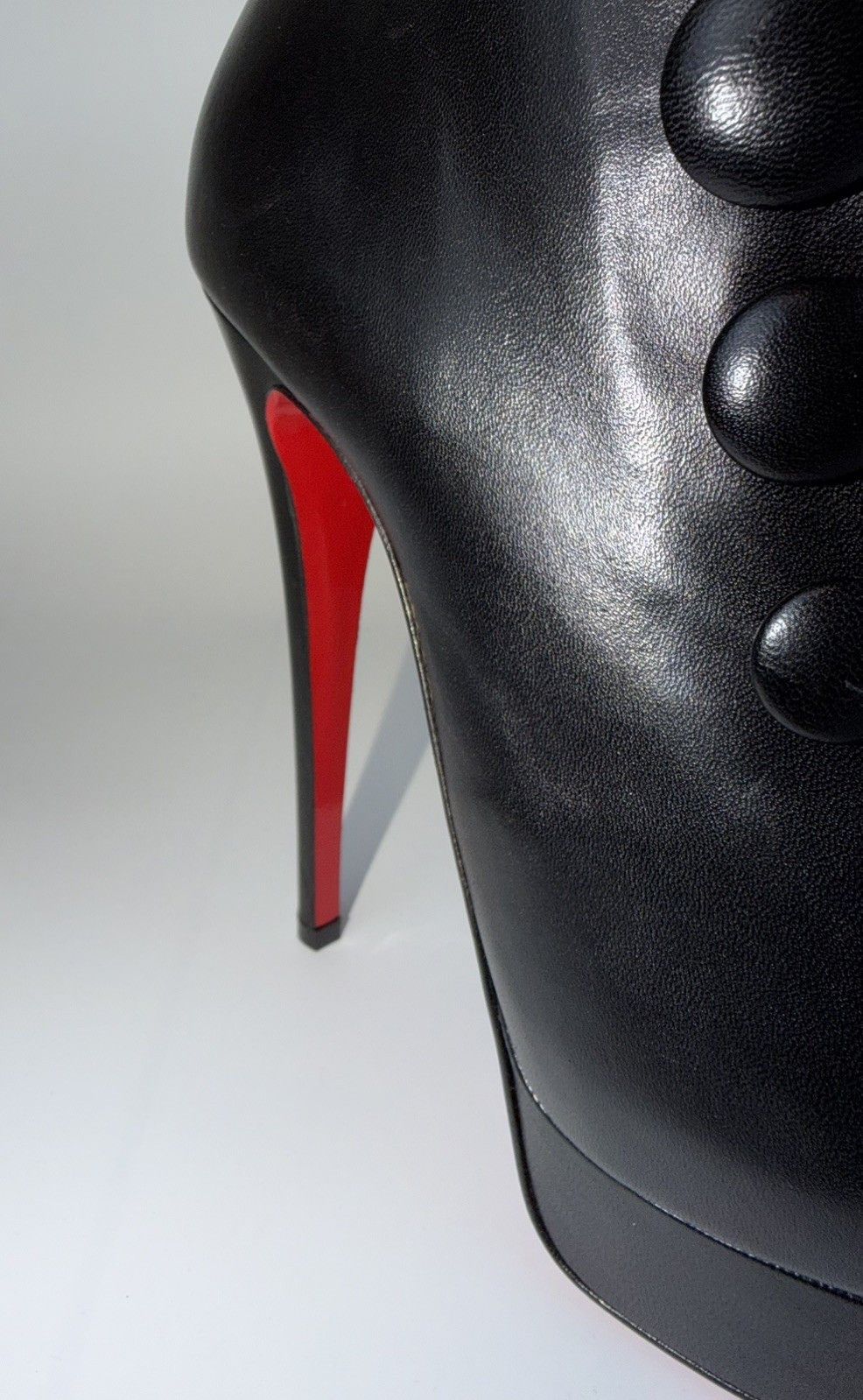 Christian Louboutin Christian Louboutin Lady Booton 150 Nappa Shiny in black Size US 7 / IT 37 - 7 Thumbnail