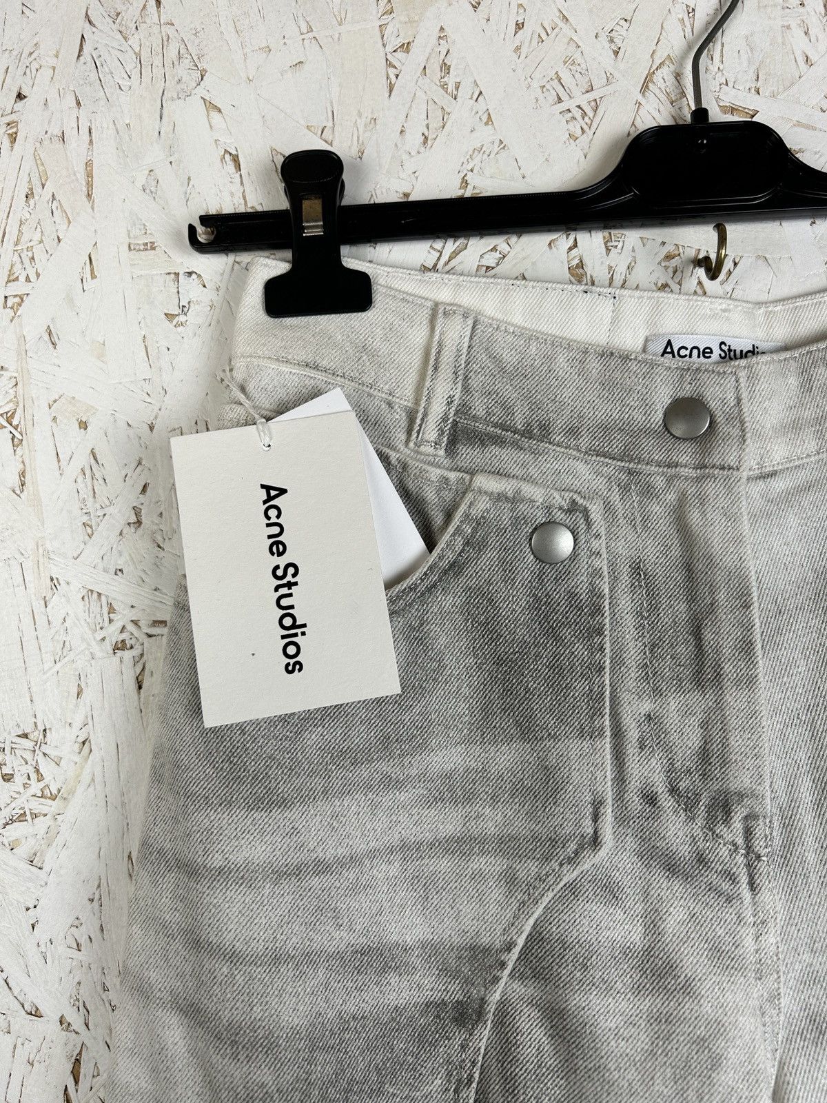 Acne Studios NWT Acne Studios Cargo Jeans White Wide 36 FN-WN-TROU001179 Size 25" / US 0 / IT 36 - 3 Thumbnail