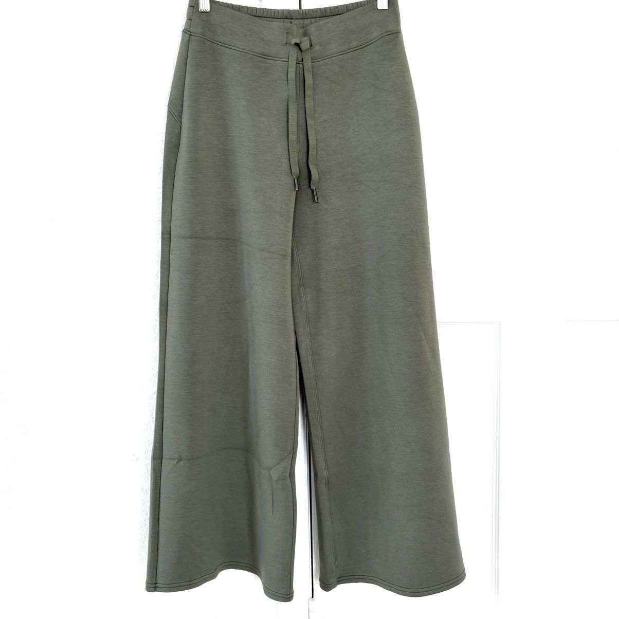 Spanx AirEssentials Wide Leg Pants Size 30" / US 8 / IT 44 - 1 Thumbnail