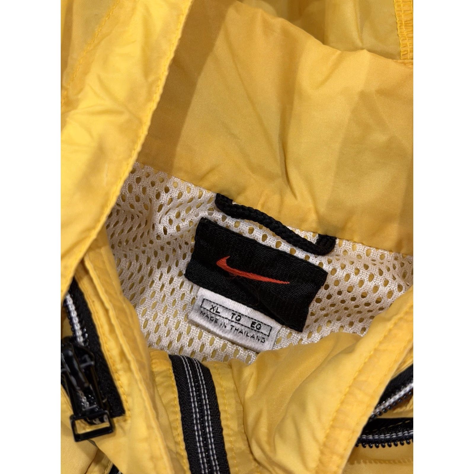 Nike VINTAGE Nike Windbreaker Zip Up Yellow XL 90s Breathable Y2K Jacket Men Size US XL / EU 56 / 4 - 3 Thumbnail