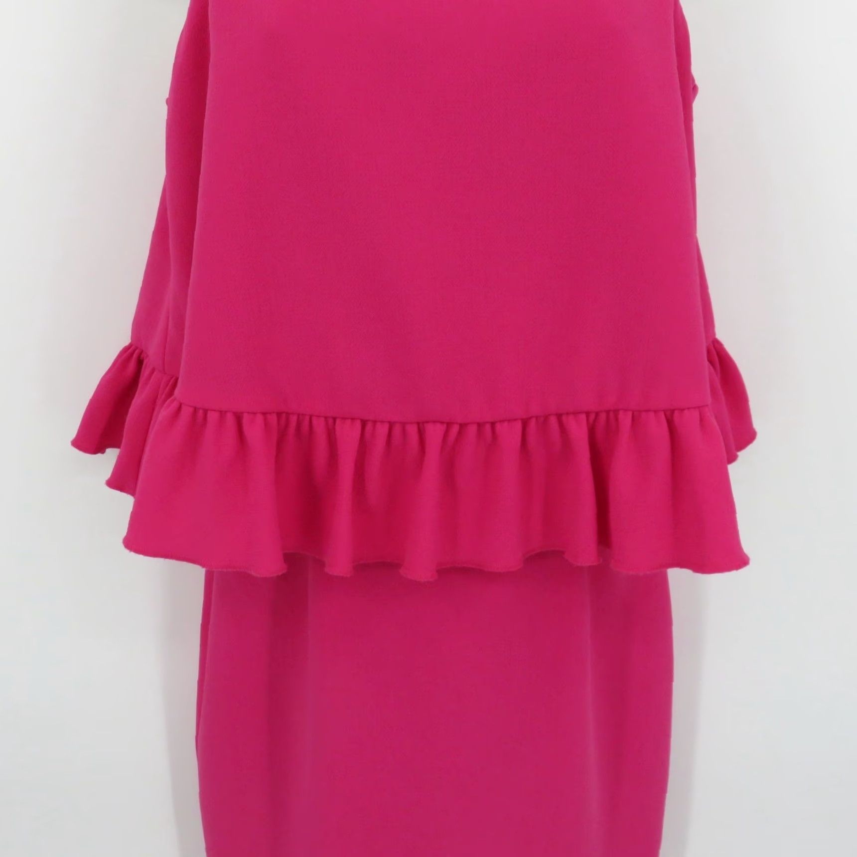 Trina Turk Trina Turk Dress Women 0 Kayleen Classic Crepe Pink Ruffle Hem Back Zip Sheath Sleeveless Party/Cocktail Vintage No Size XS / US 0-2 / IT 36-38 - 4 Thumbnail