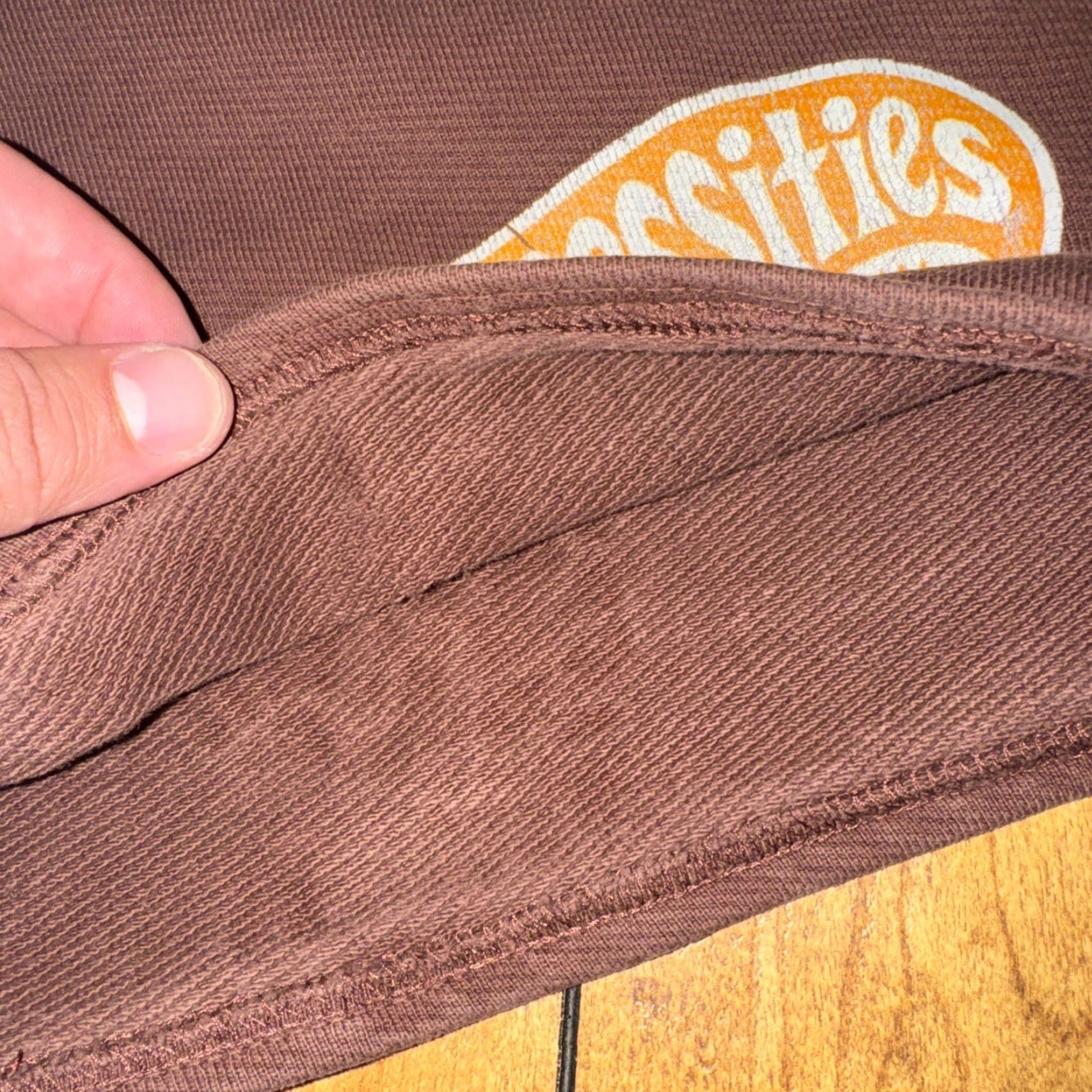 Vintage VINTAGE Urban Necessities Sweat Shorts Volleyball Brown S Men Streetwear Sports Size US 29 - 3 Thumbnail
