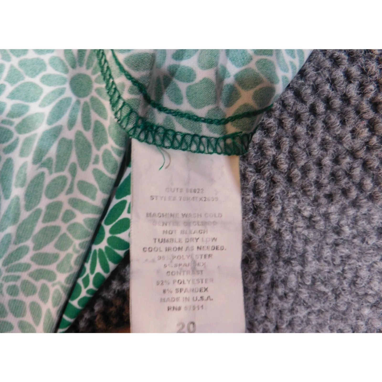 Torrid Torrid Dress A-Line Womens Plus Size 20 Green Knee Length V-Neck Pullover Polyester Geometric Causal Fall Stretch Raglan Sleeve Size 3XL / US 20-22 - 6 Thumbnail