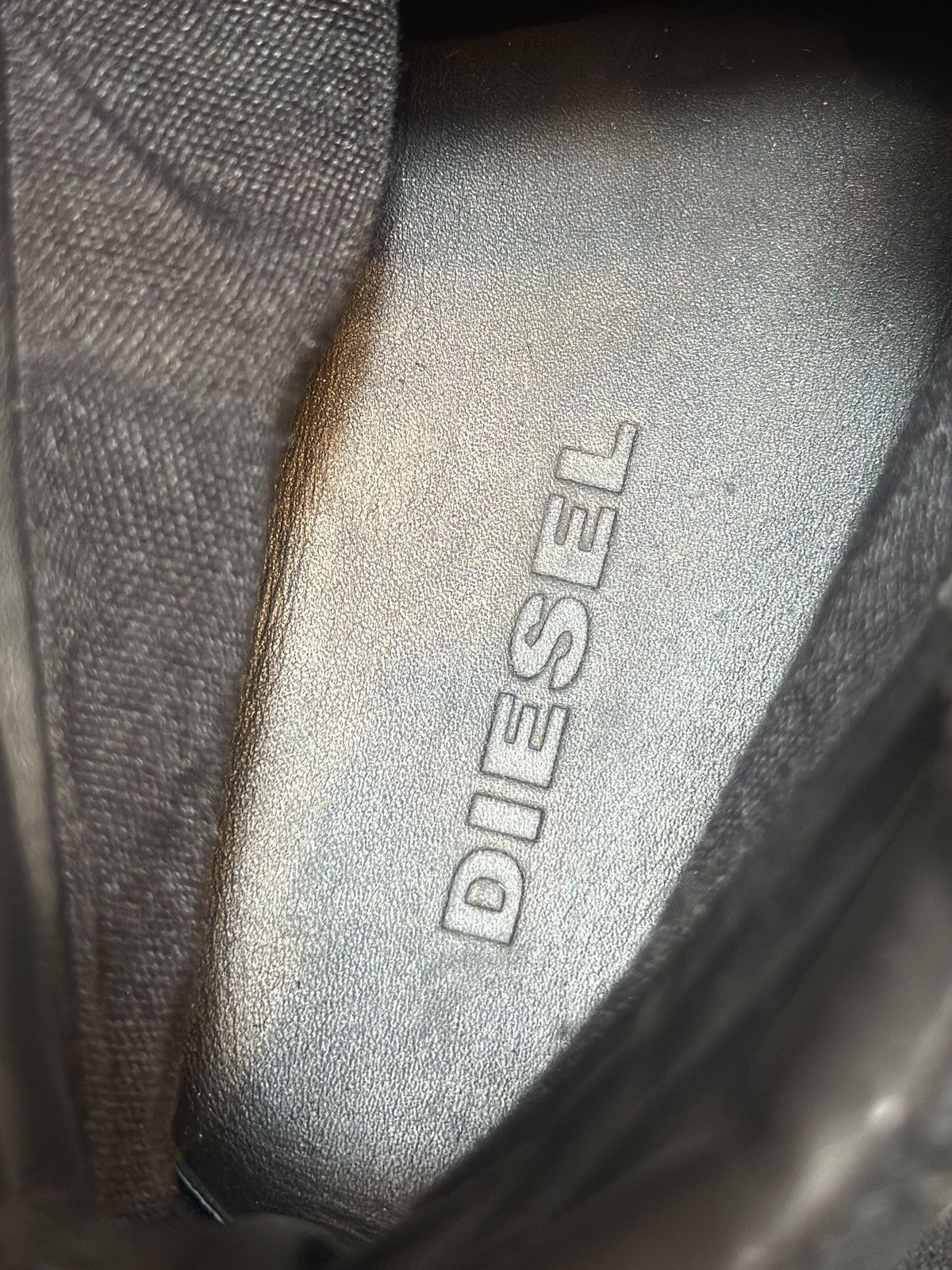 Diesel (FW17) D-STRING PLUS HI TOP Size US 10 / EU 43 - 10 Thumbnail