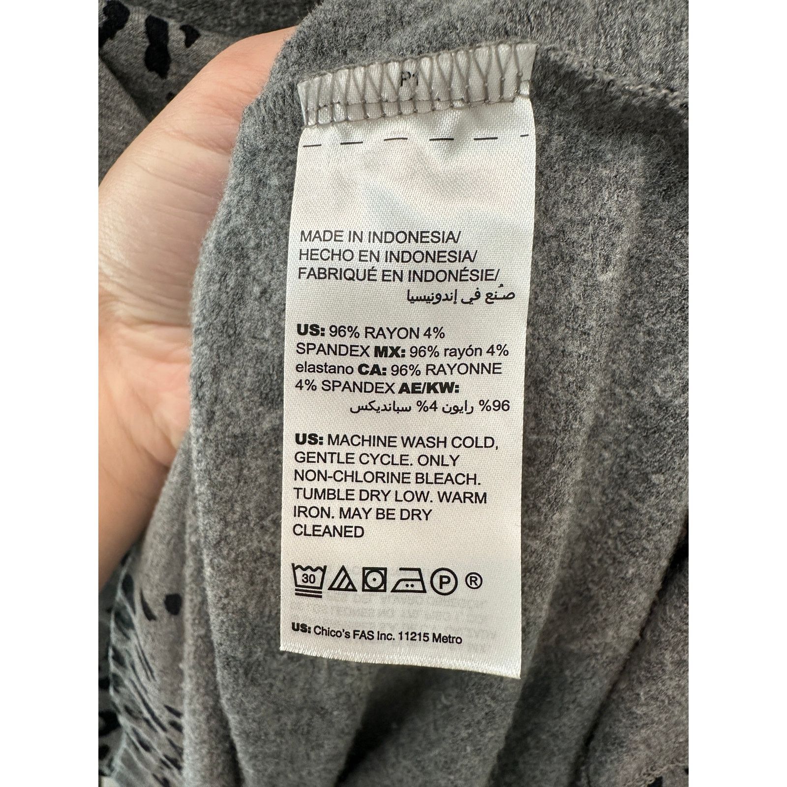 Chicos CHICOS Gray Cheetah Print Soft Lounge Cowl Neck Pullover Size XL / US 12-14 / IT 48-50 - 6 Thumbnail