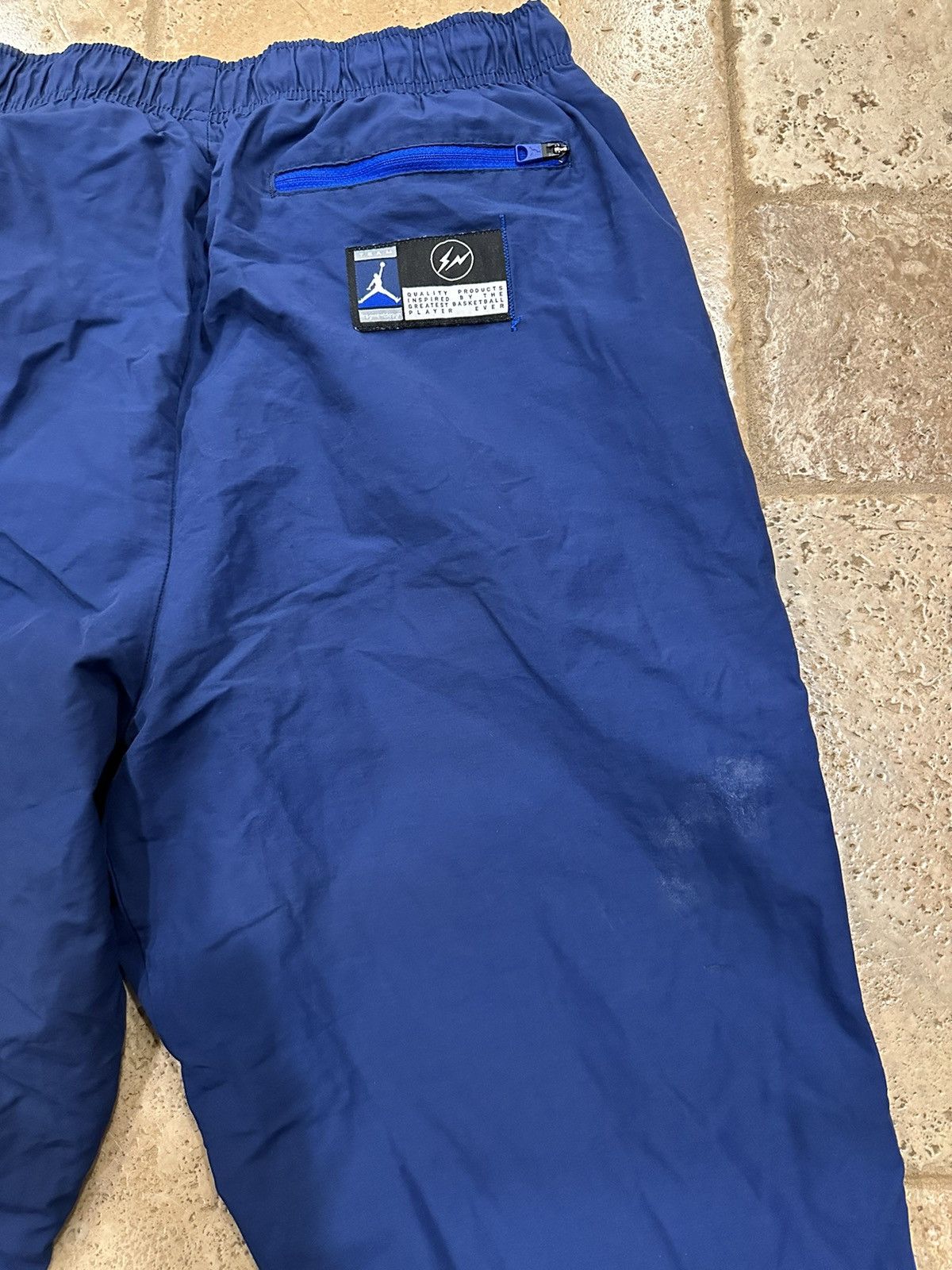 Fragment Design × Jordan Brand Jordan Brand x Fragment Design Woven Nylon Navy/Blue Pants Size US 34 / EU 50 - 9 Thumbnail