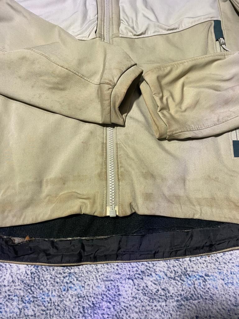 Arc'teryx Arcteryx polartec zipper small logo Size US M / EU 48-50 / 2 - 7 Thumbnail