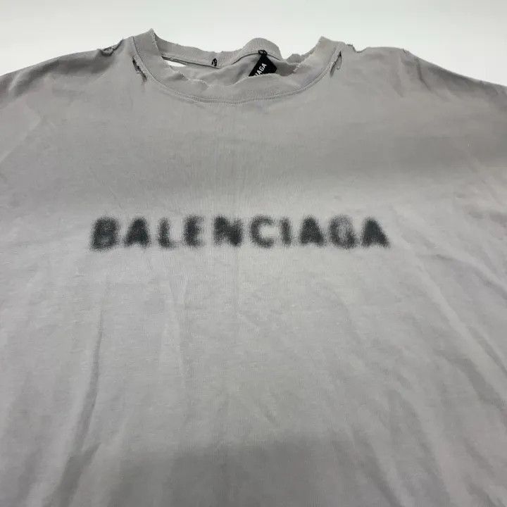 Balenciaga Balenciaga Balenciaga Distressed Graphic Short Sleeve TShi Size US XXS / EU 40 - 6 Thumbnail