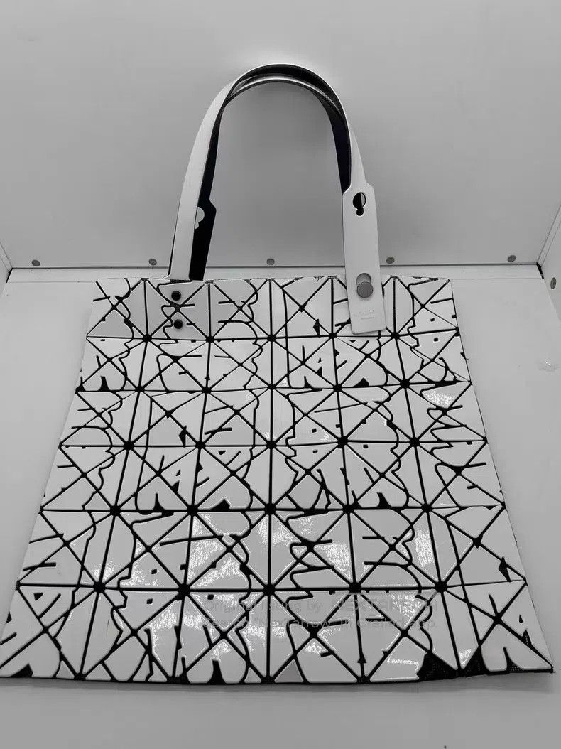 Issey Miyake Issey Miyake White Six-grid Bag Size ONE SIZE - 2 Thumbnail