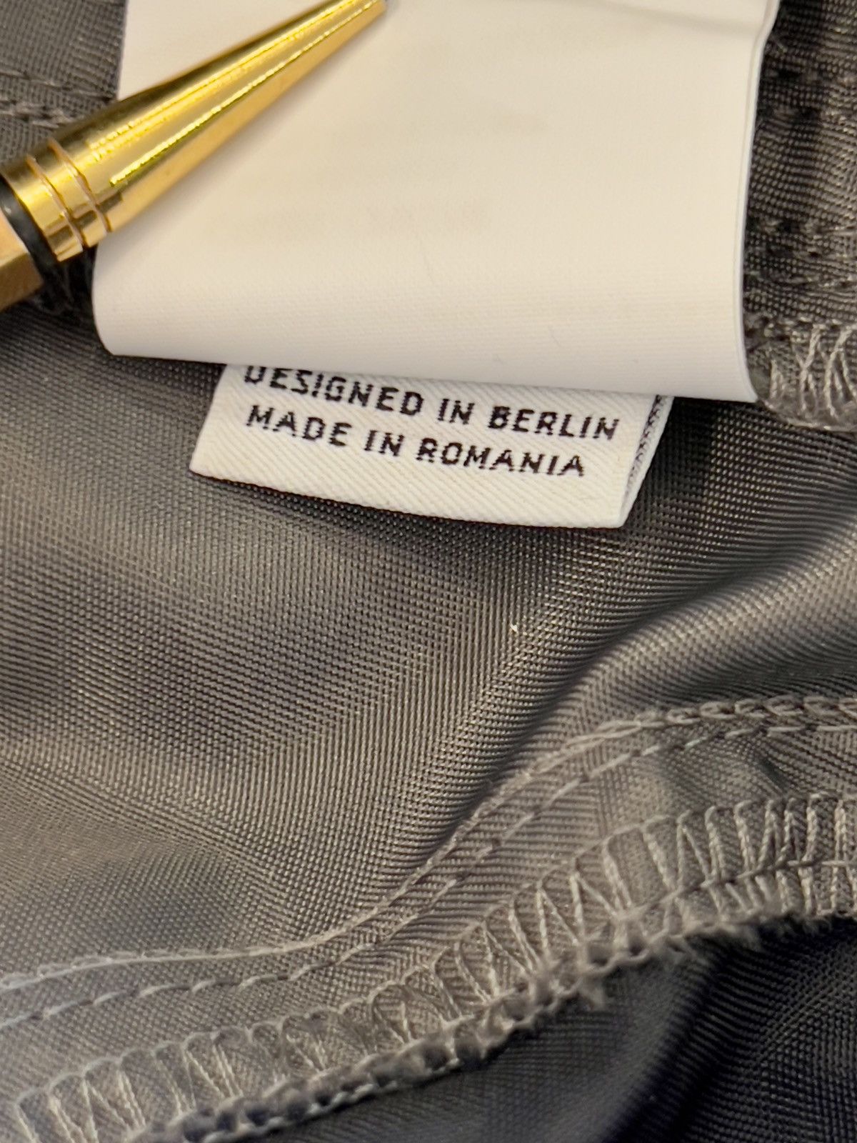 Random Identities NEW RANDOM IDENTITIES BERLIN BAGGIES CARGOS GREY NY-06A M Size US 32 / EU 48 - 18 Thumbnail