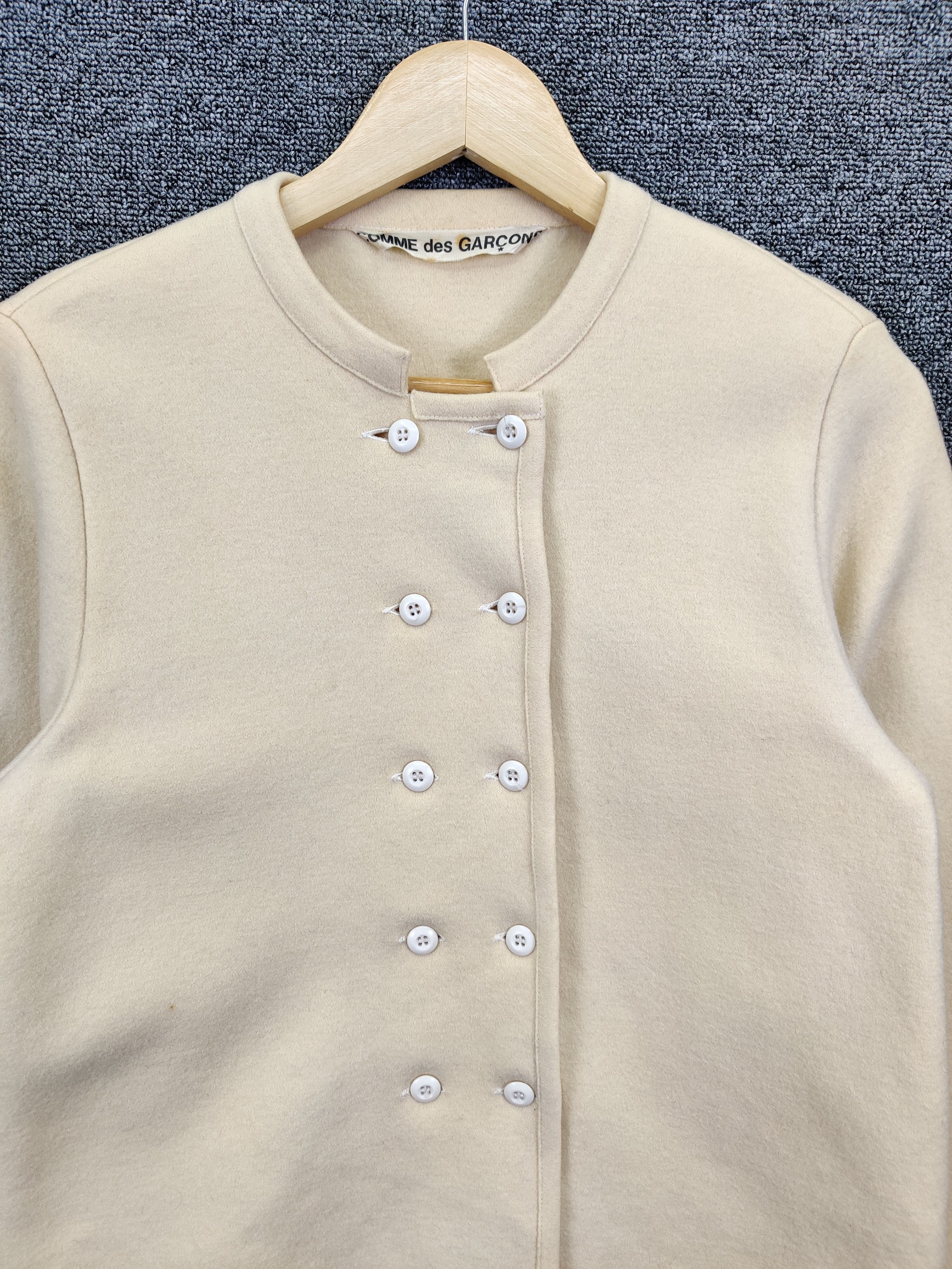 Comme des Garcons Vintage Comme Des Garcons Cream Double Breasted Coat Size US M / EU 48-50 / 2 - 7 Thumbnail