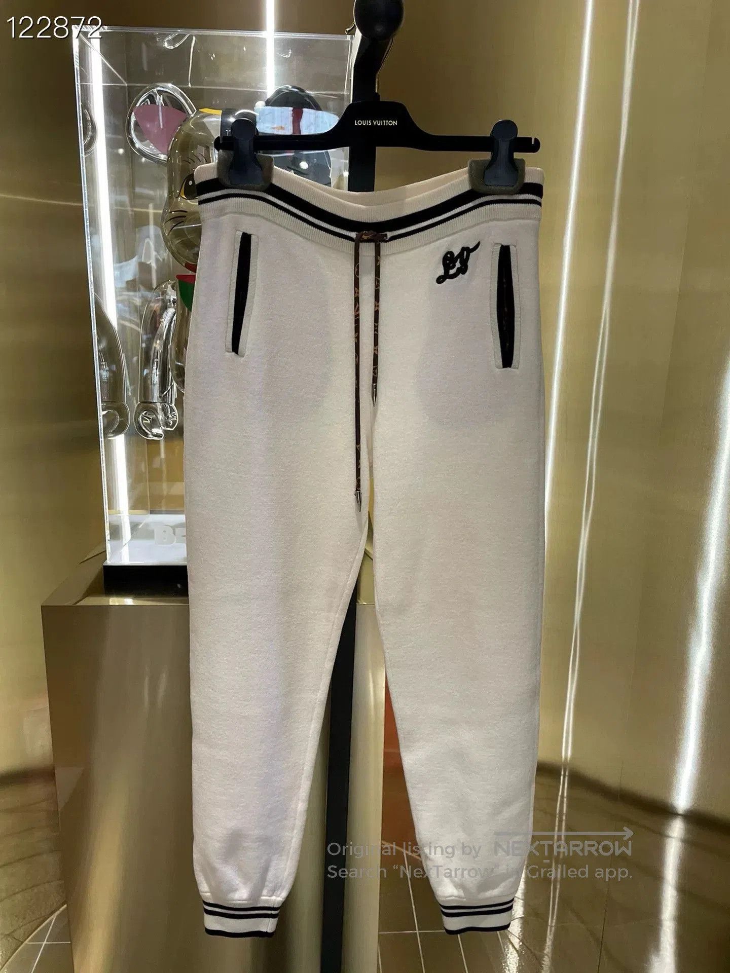 Louis Vuitton LV Women's Zipper Tracksuit Set. Size S / US 4 / IT 40 - 4 Thumbnail