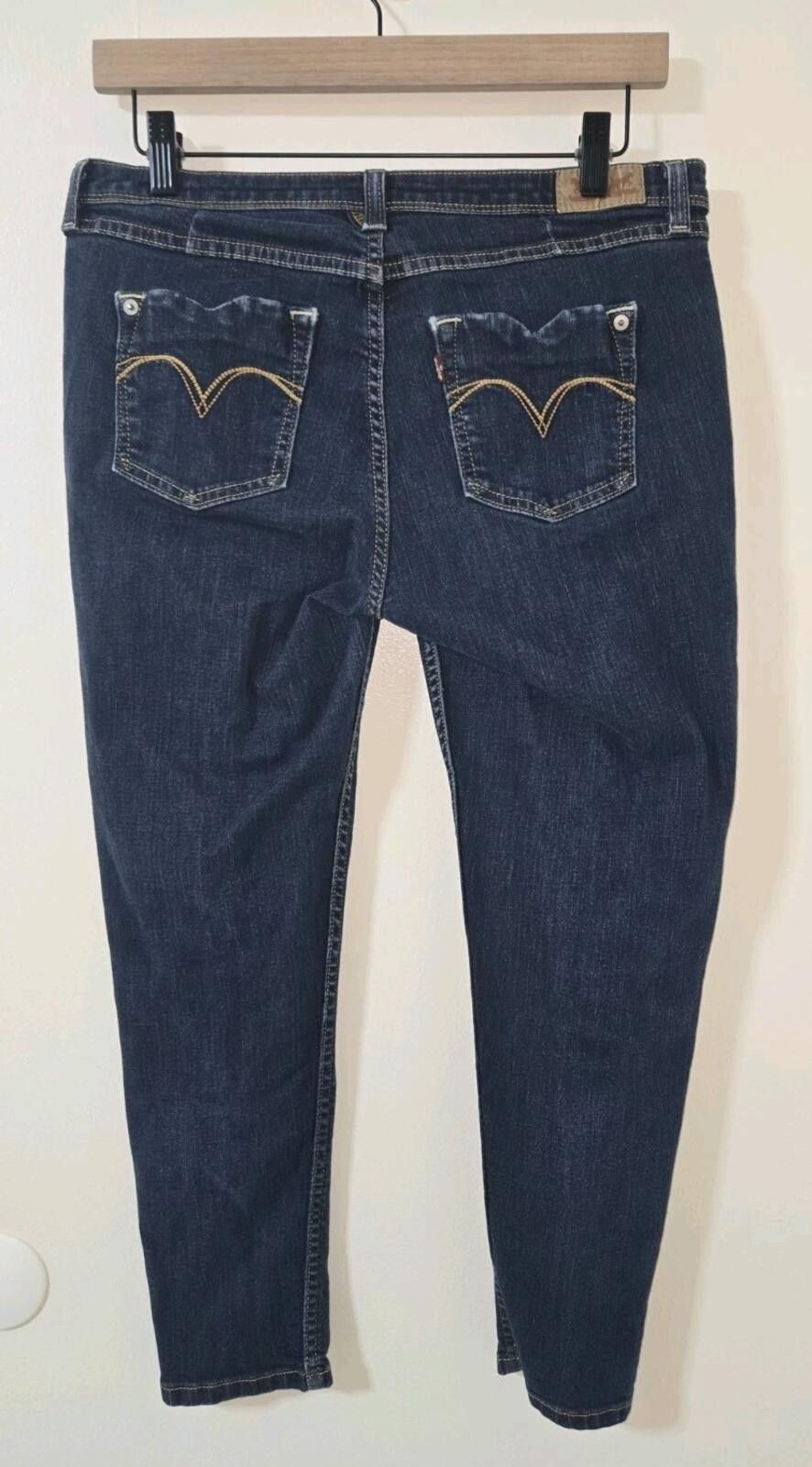 Other Women's Levi Legging Jeans W31 Dark Blue Wash Med Rise Size 31" - 2 Thumbnail