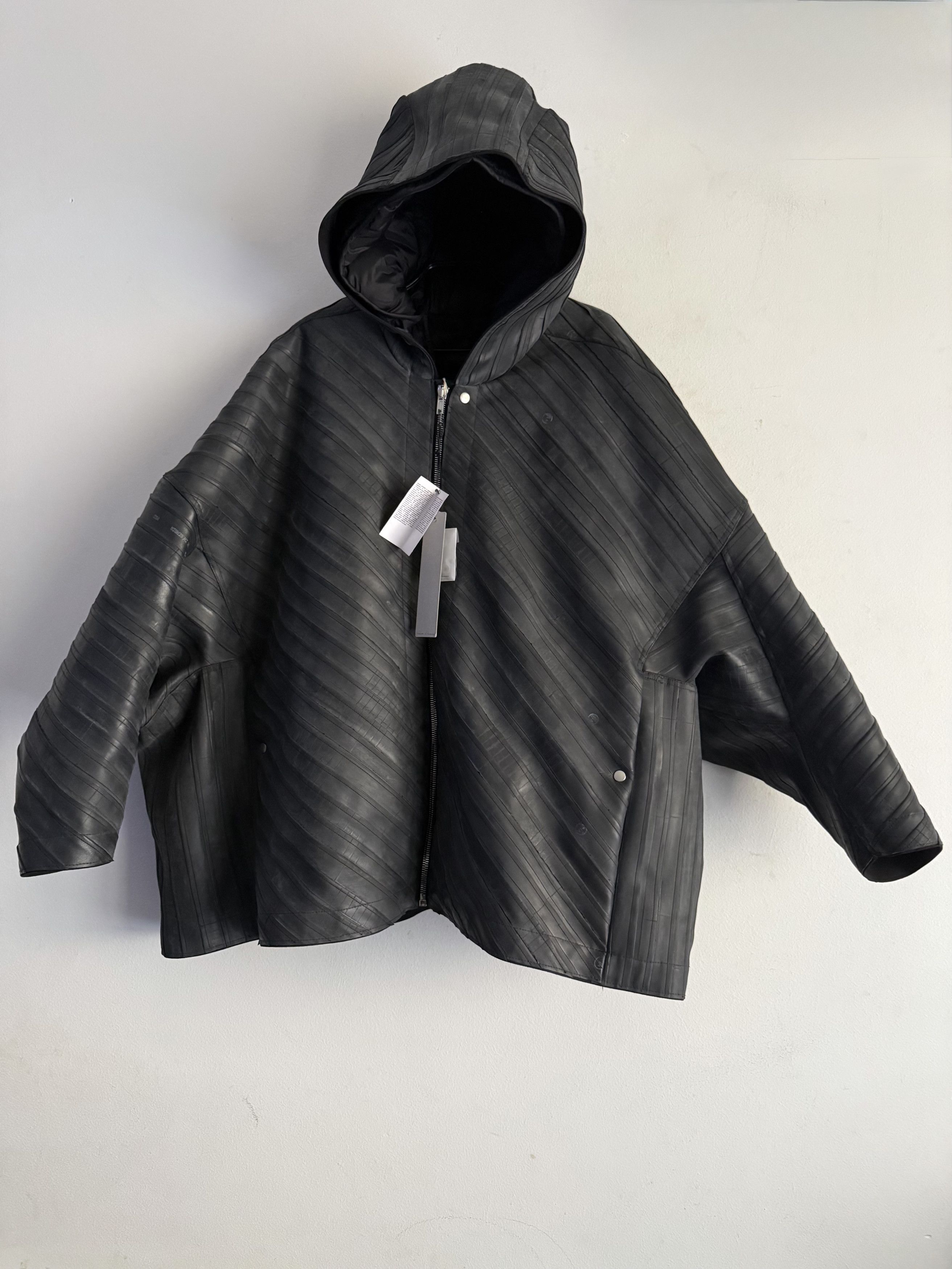 Rick Owens Rare Masterpiece Runway Jumbo Peter Tyre Size US M / EU 48-50 / 2 - 6 Thumbnail
