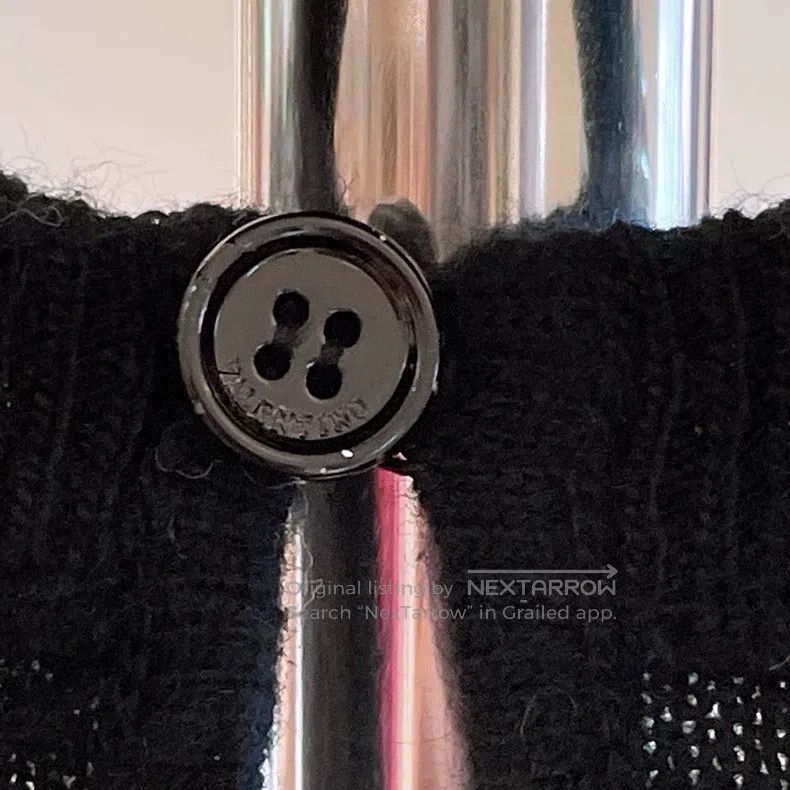 Valentino Valentino Crew neck, doll neck, butterfly neck, cashmere s Size S / US 4 / IT 40 - 6 Thumbnail