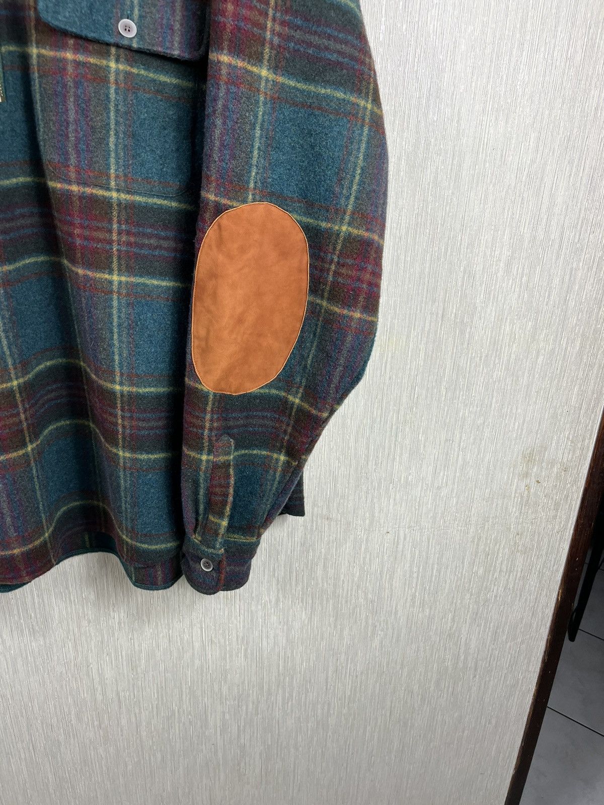 Flannel × Gant × Vintage Vintage 90s Gant plaid wool overshirt flannel checked suede Size US XL / EU 56 / 4 - 7 Thumbnail