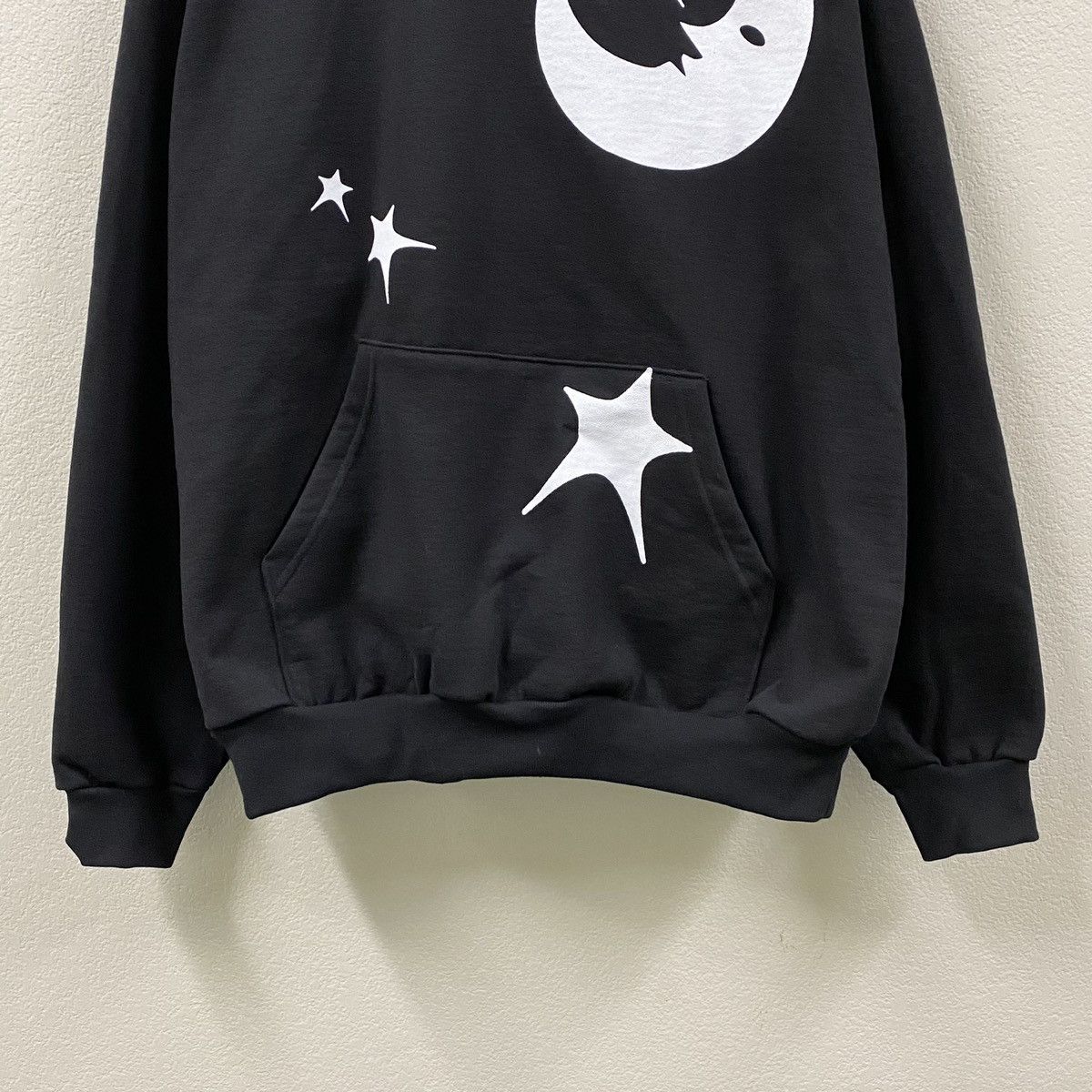 Lyrical Lemonade 2024 BY COLE BENNETT ITEM #072 CRESCENT MOON HOODIE (XL) Size US XL / EU 56 / 4 - 4 Thumbnail