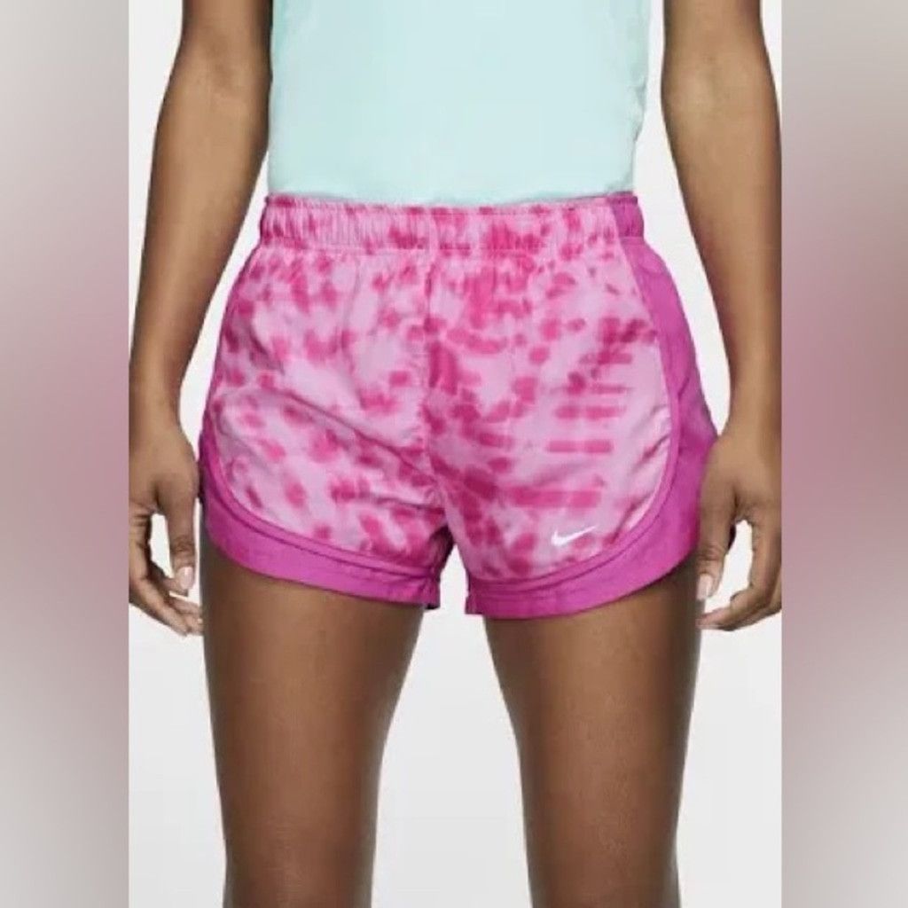 Nike BNWT Women’s Nike Tempo Shorts Size 28" / US 6 / IT 42 - 1 Thumbnail