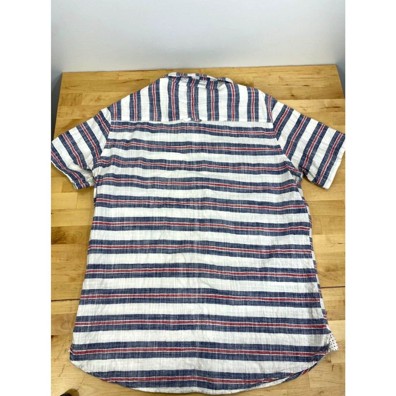 Vintage VINTAGE Free Planet Mens Button-Up Plaid Shirt XL Blue Red White Casual Short Sleeve Collared Size US XL / EU 56 / 4 - 6 Thumbnail