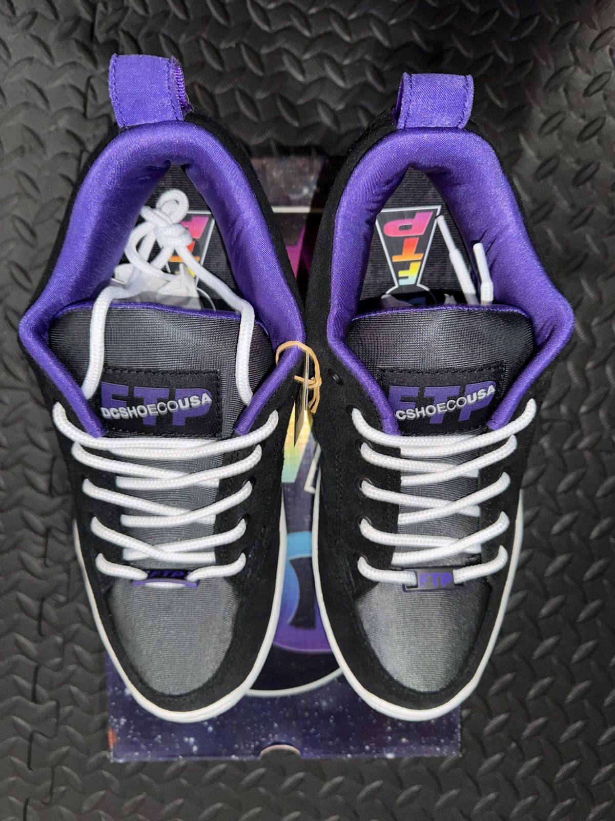 DC × Fuck The Population FTP DC CLOCKER 2 Size US 10.5 / EU 43-44 - 5 Thumbnail