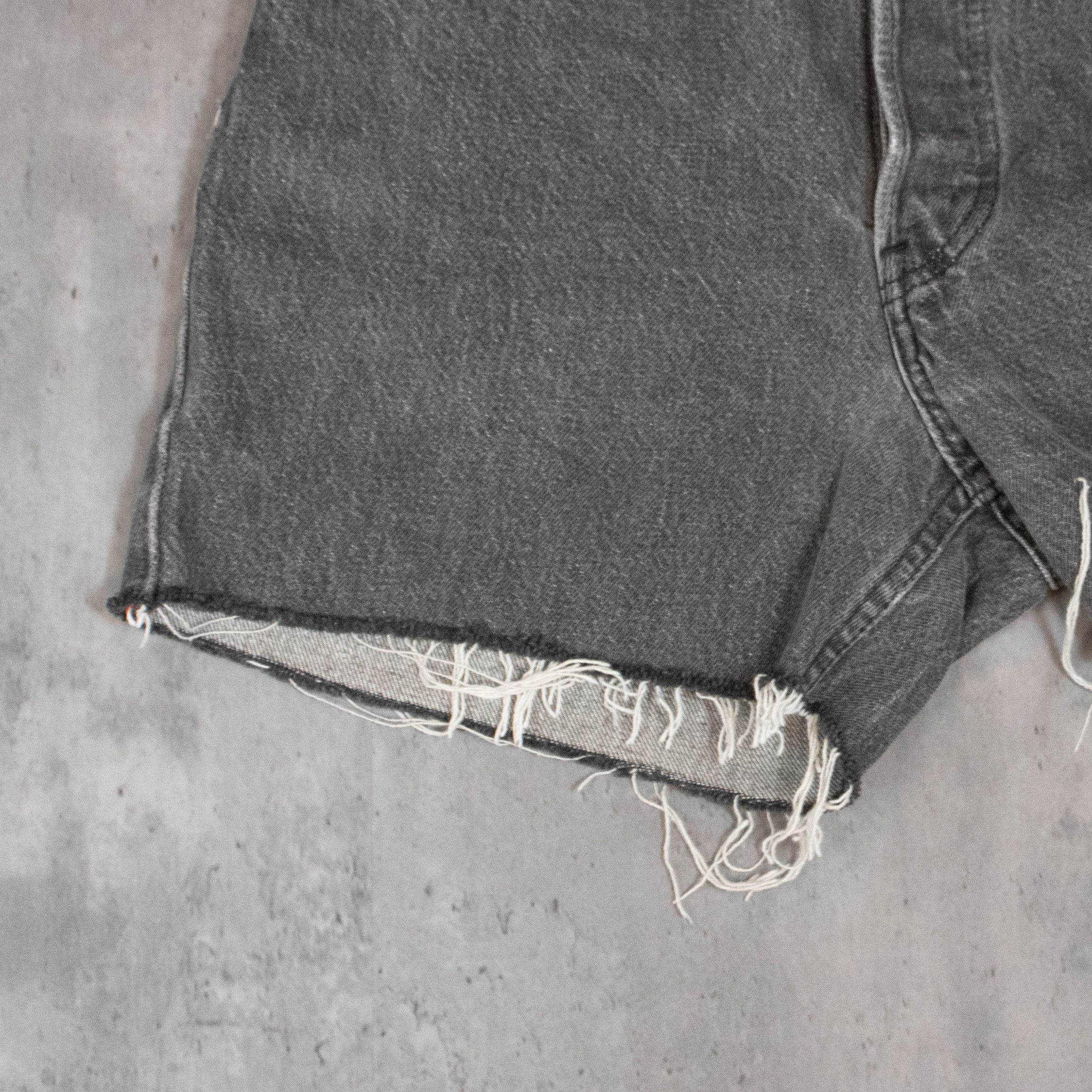 Levi's Vintage 1990's Levis 501 Faded Black Booty Jean Shorts Jorts Size US 30 / EU 46 - 4 Thumbnail