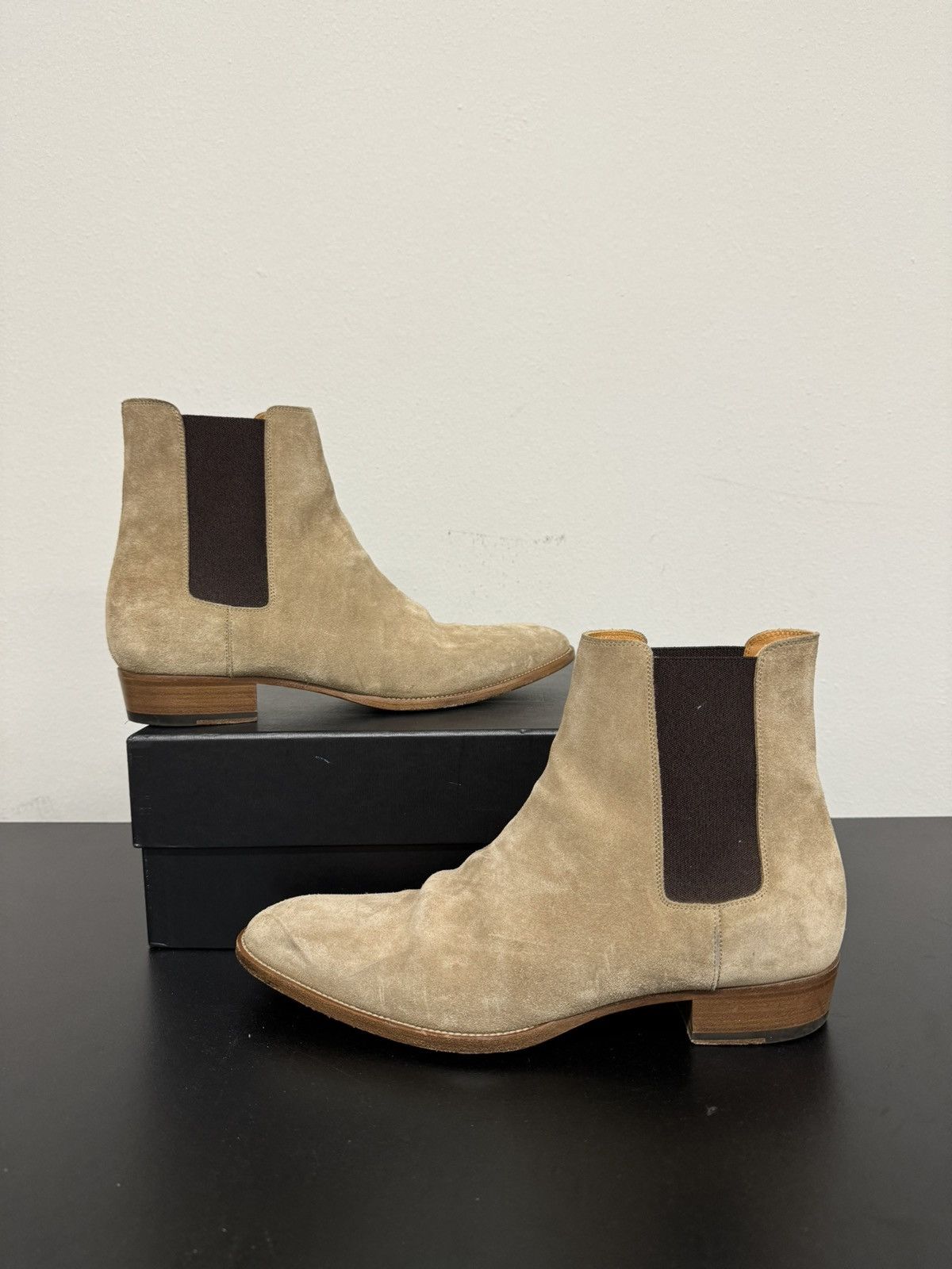 Yves Saint Laurent SZ 44.5 11.5 YSL Wyatt 30 Suede Chelsea Boots Grailed