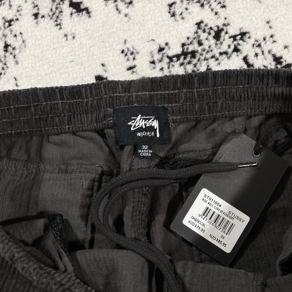 Stussy STUSSY BOX LOGO CORDUROY SHORTS IN CHARCOAL - 32 Size US 32 / EU 48 - 5 Thumbnail