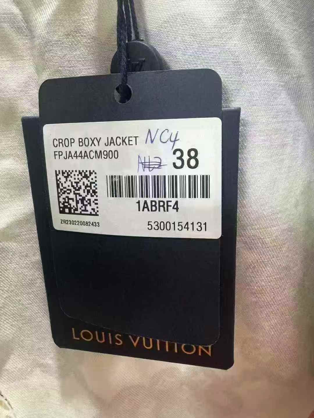 Louis Vuitton Louis Vuitton Women’s Bubble Damier Trucker Jacket Cotton Size XS / US 0-2 / IT 36-38 - 7 Thumbnail